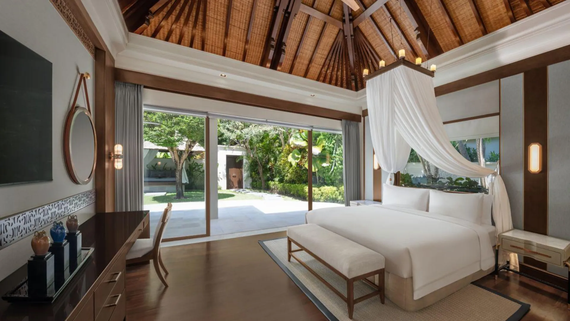 발리 더 라구나, 어 럭셔리 컬렉션 리조트 앤 스파, 누사 두아, 발리 5성급 호텔 스위트룸