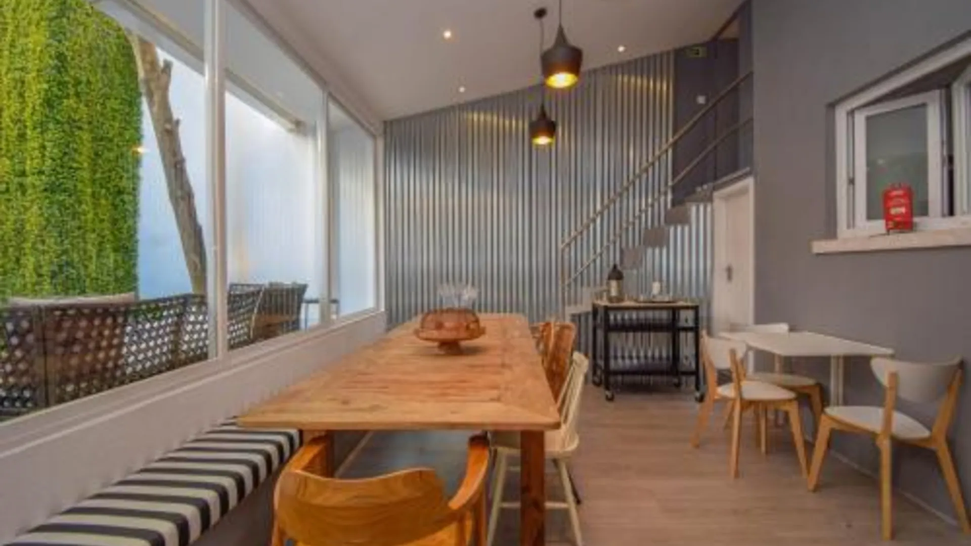 리스본 더 엘엑스 힐 2성급 호텔 로비