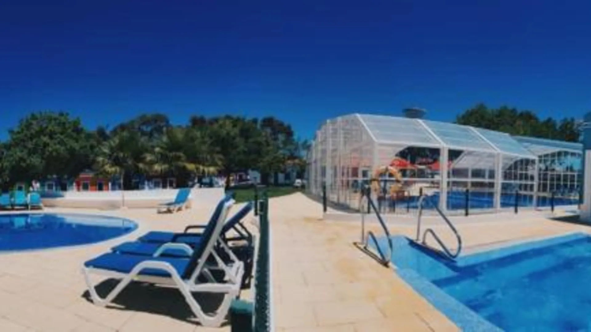 잠부예이라 도 마르 Camping Villa Park Zambujeira do Mar 4성급 게스트하우스 외관