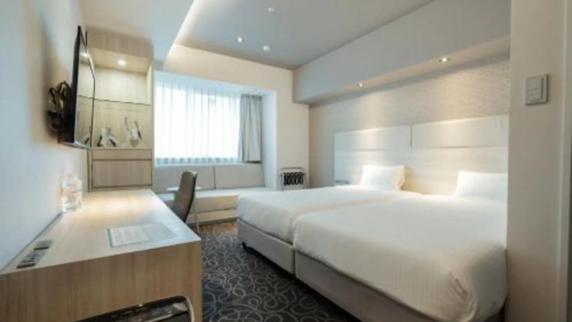 오키나와 본섬 호텔 아쿠아 시타 나하 3성급 호텔 스위트룸