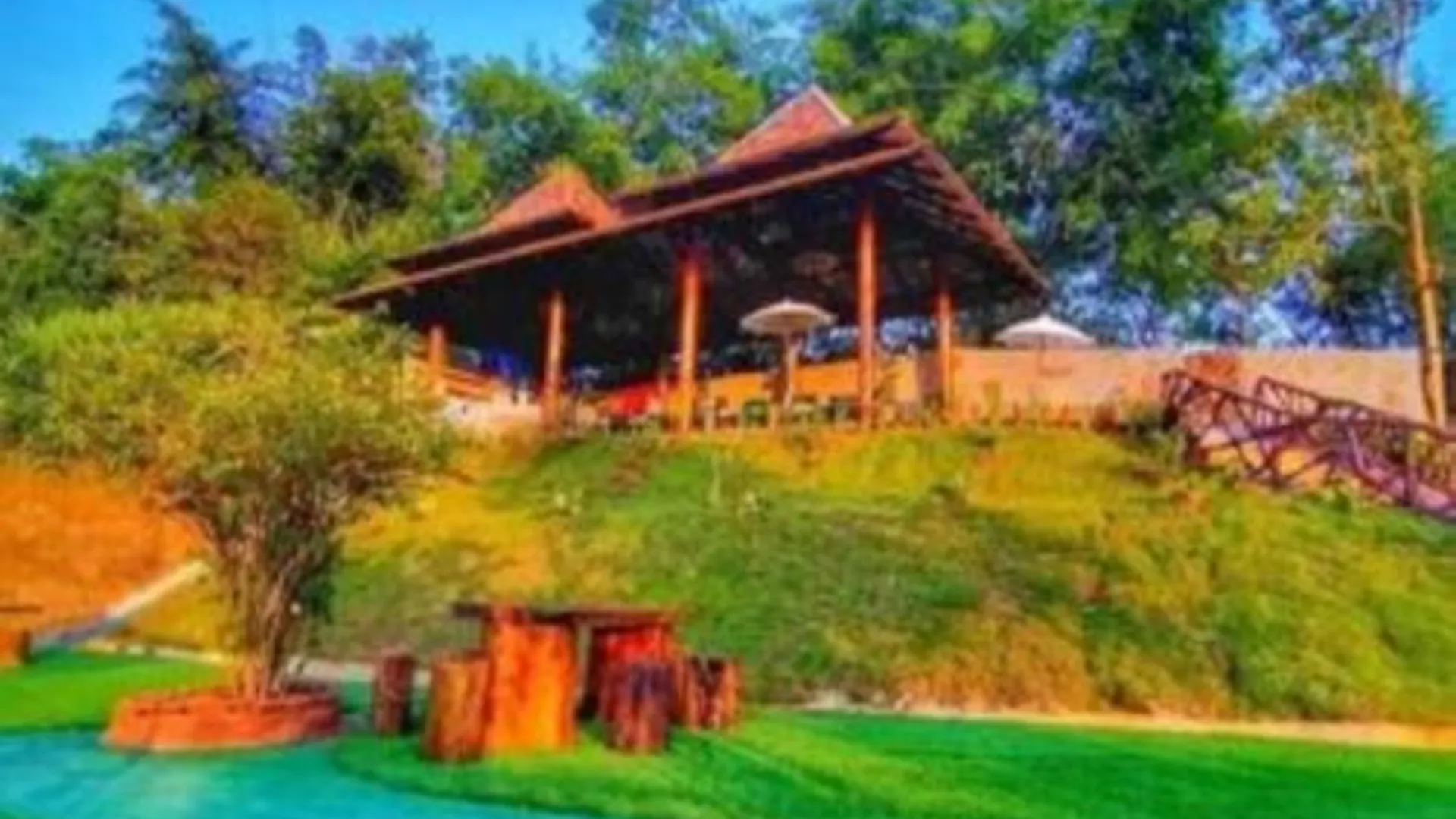 치앙라이 Flower hill 180 3성급 호텔 외관