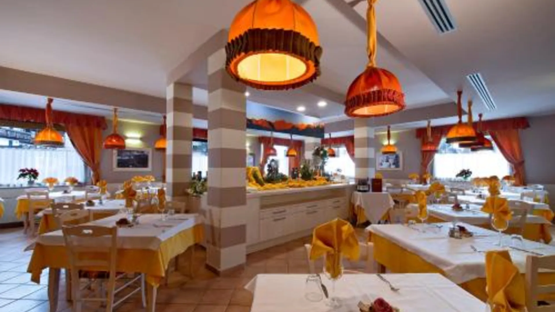 포자 디 파사 Gh 호텔 피아츠 2성급 호텔 스위트룸