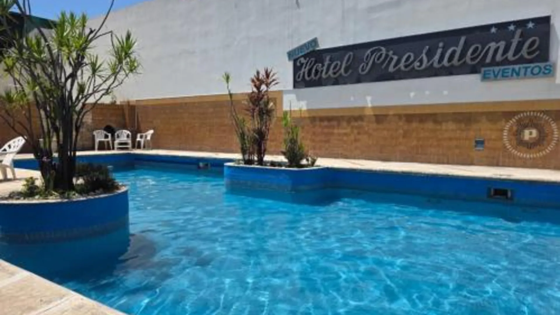 투쿠만 Hotel Presidente 4성급 호텔 수영장