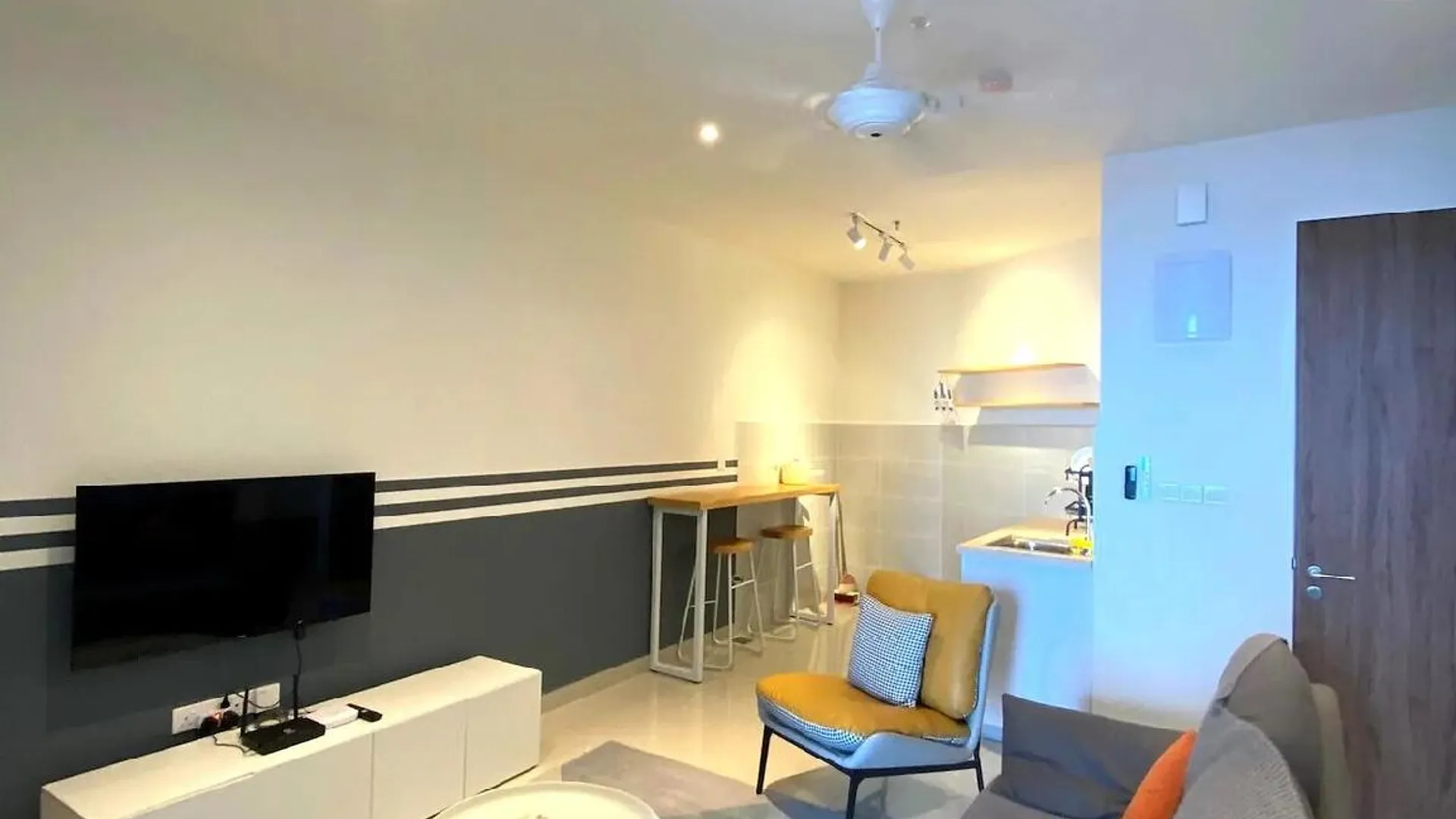 코타키나발루 시티 센터의 프라이빗 하우스 (38m², 침실 1개, 프라이빗 욕실 1개) 3성급 싱글룸 스위트룸