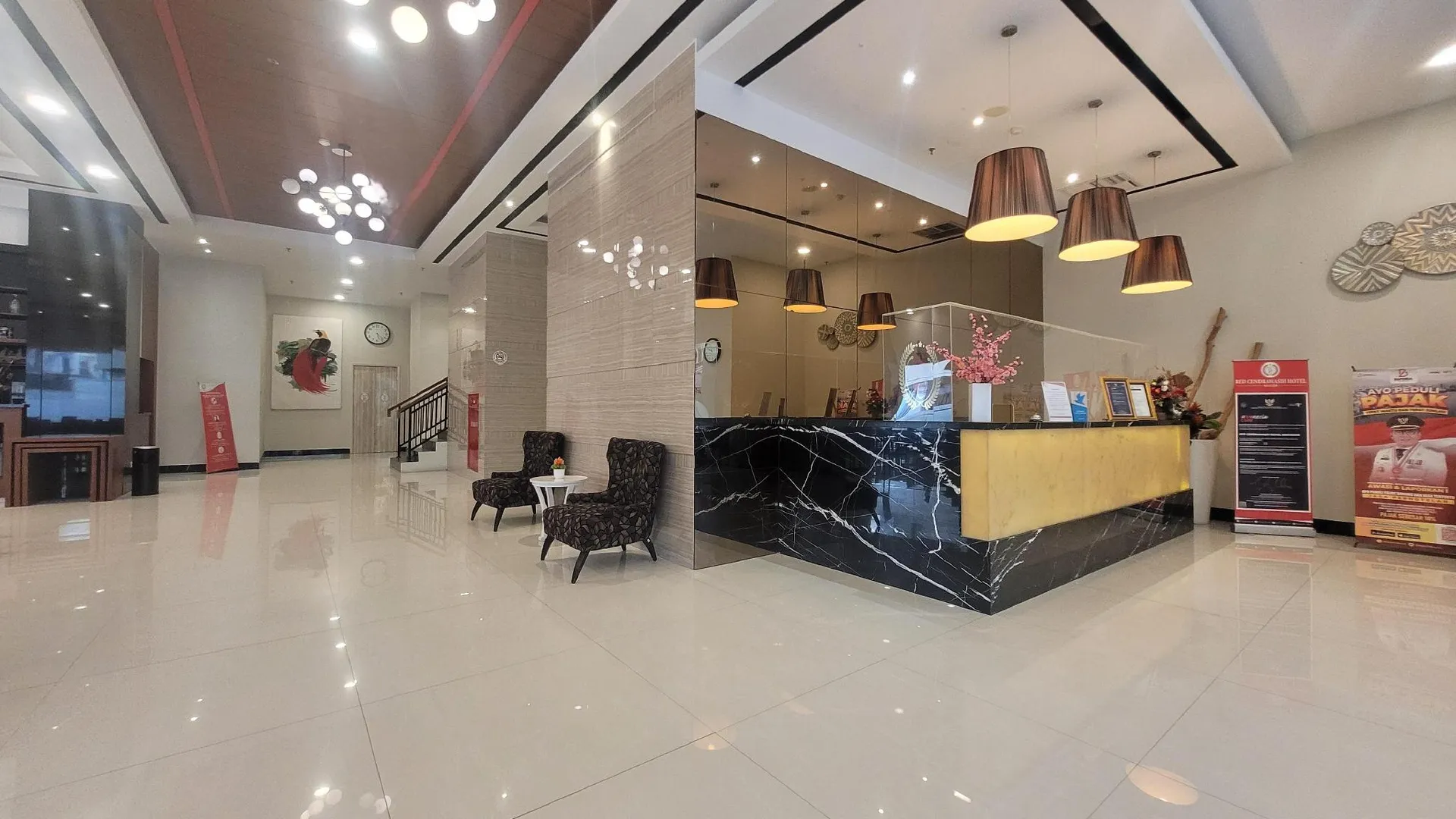 마카사르 Red Cendrawasih Hotel Makassar 2성급 호텔 로비