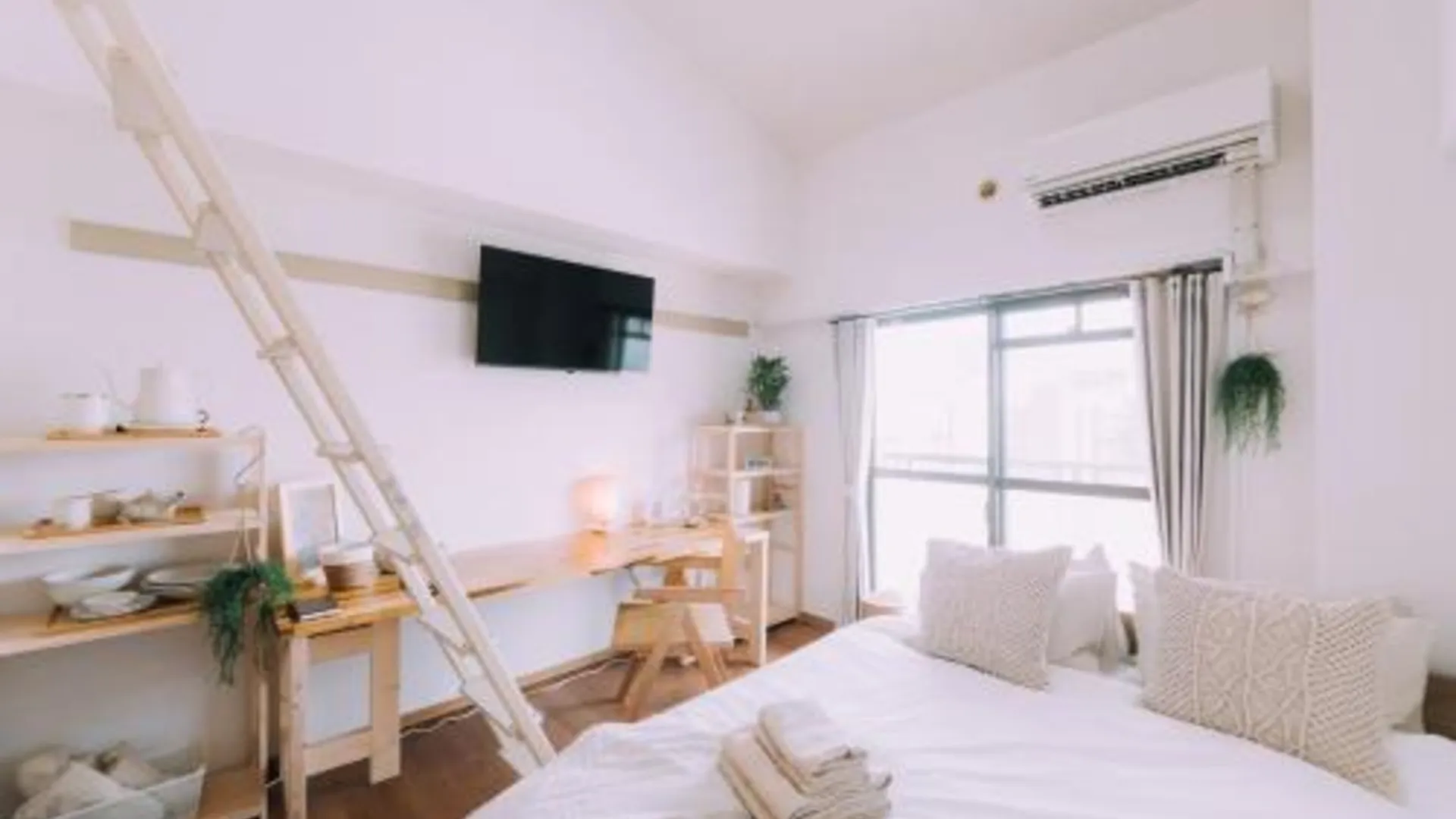 후쿠오카 New! Top 7th floor 702 Japandi loft in Prime Location 4성급 싱글룸 스위트룸