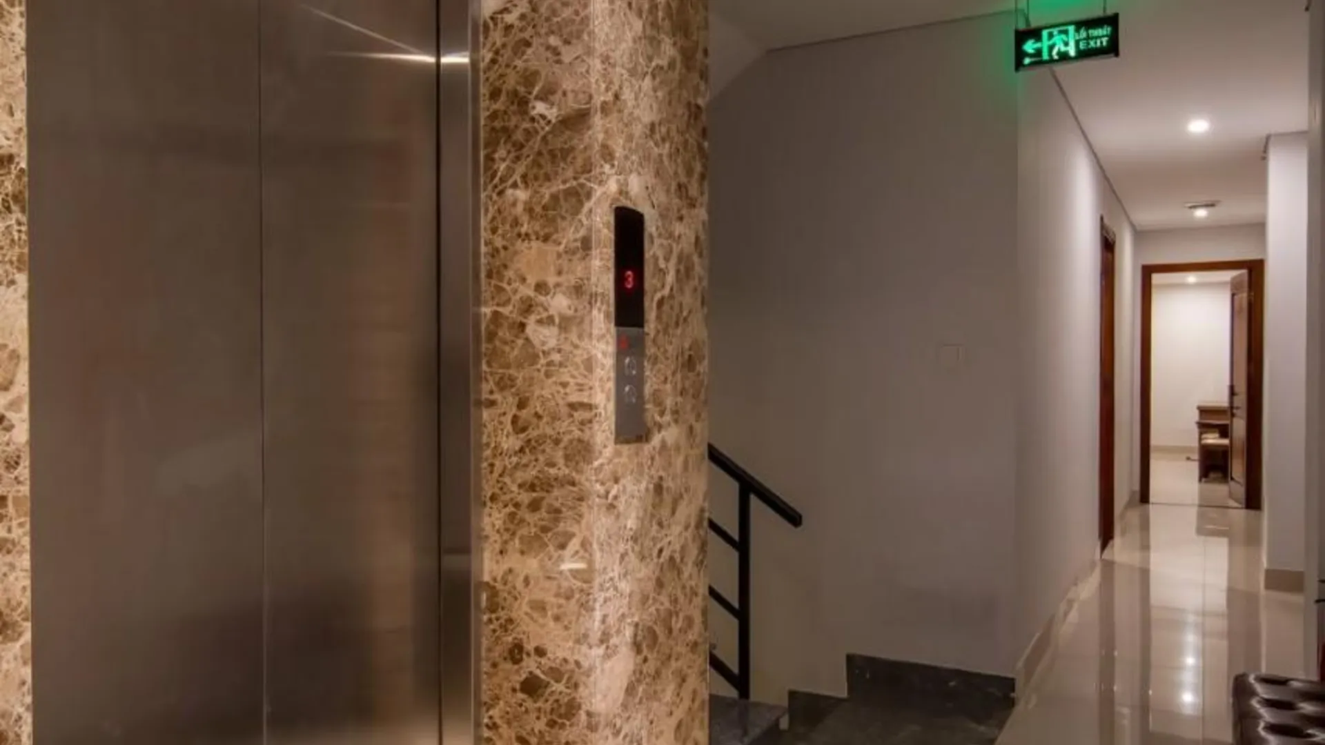 호치민 아폴로 에어포트 호텔 2성급 호텔 외관