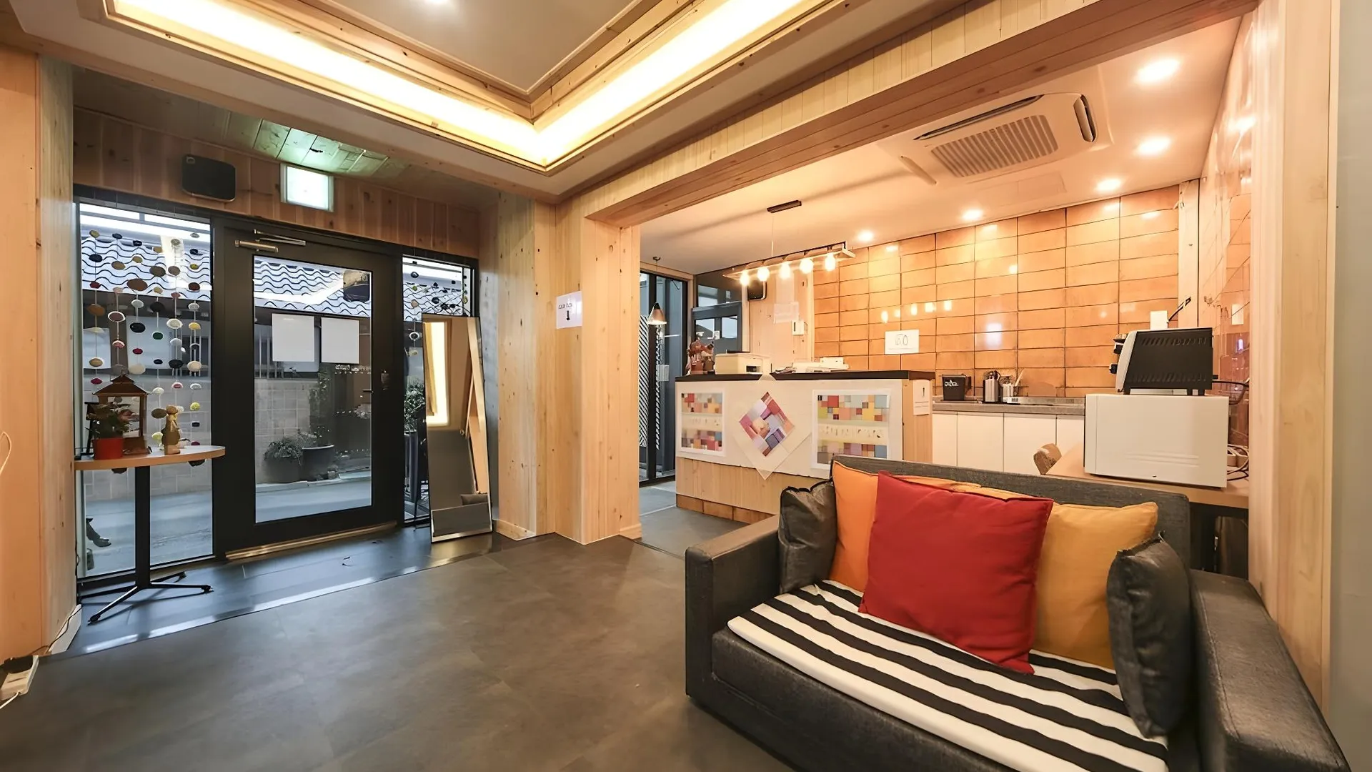 서울 인사동 알 게스트하우스 2성급 호텔 수영장