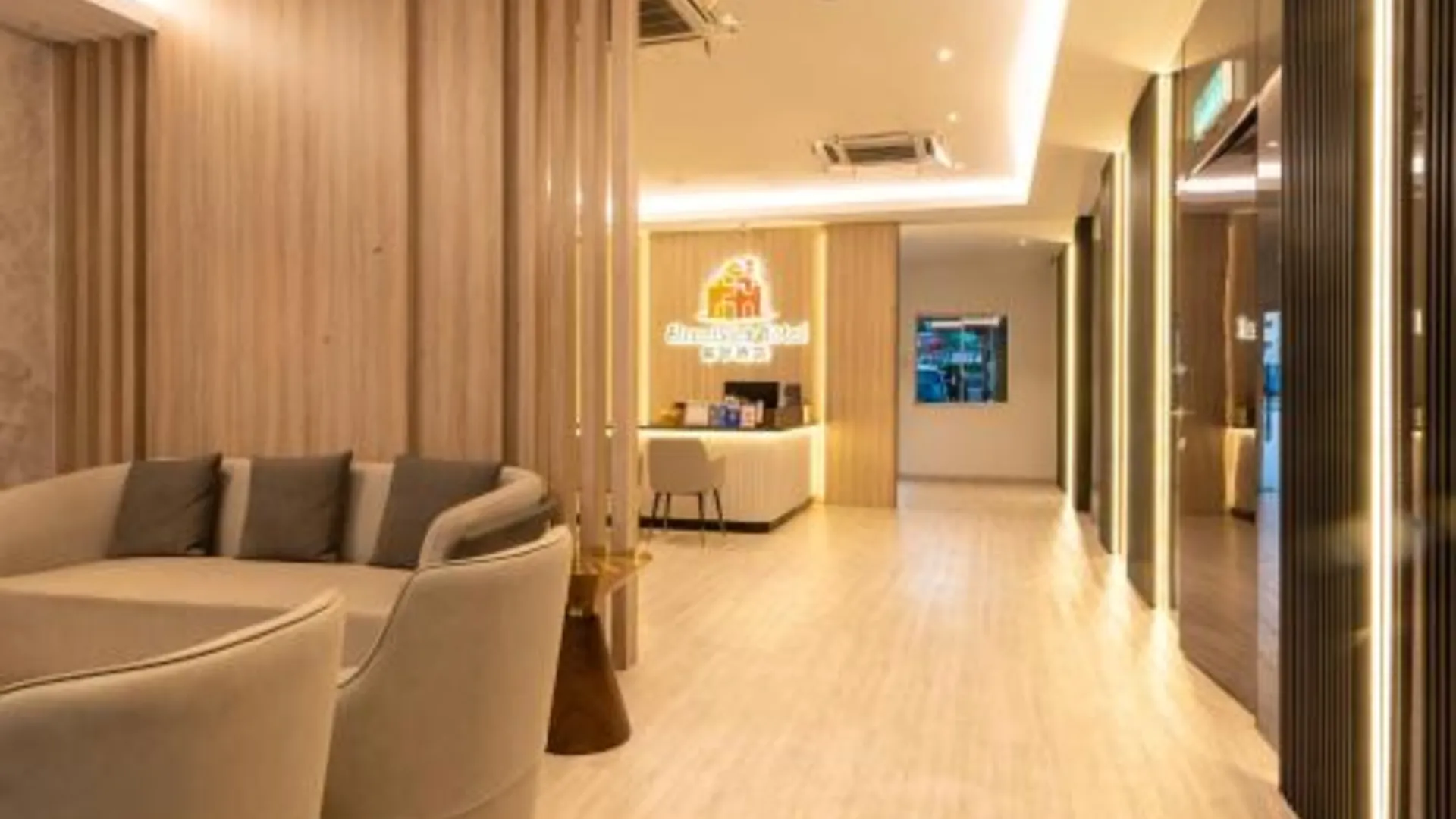 무아르 스트리트뷰 호텔 무아르 4성급 호텔 수영장