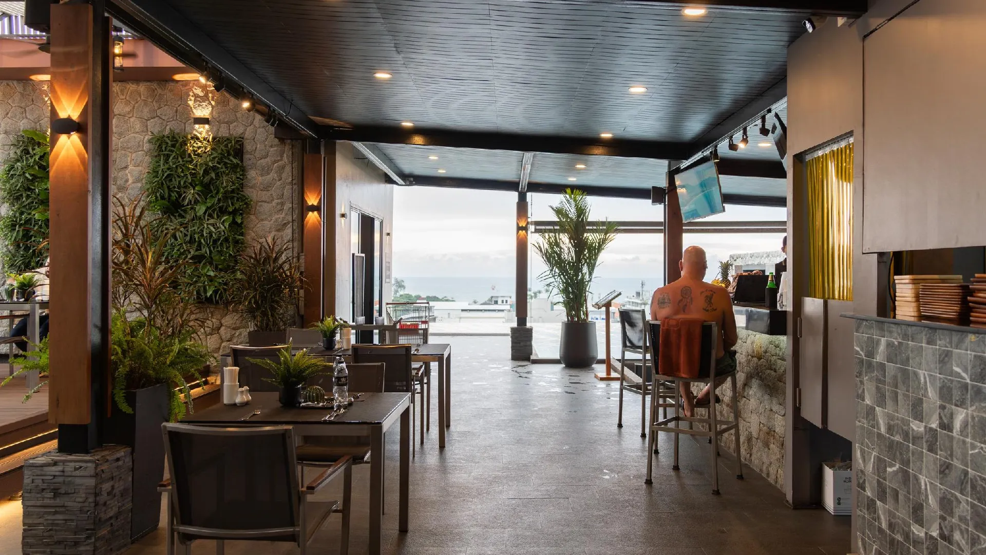 푸켓 더 긱 호텔 4성급 호텔 수영장