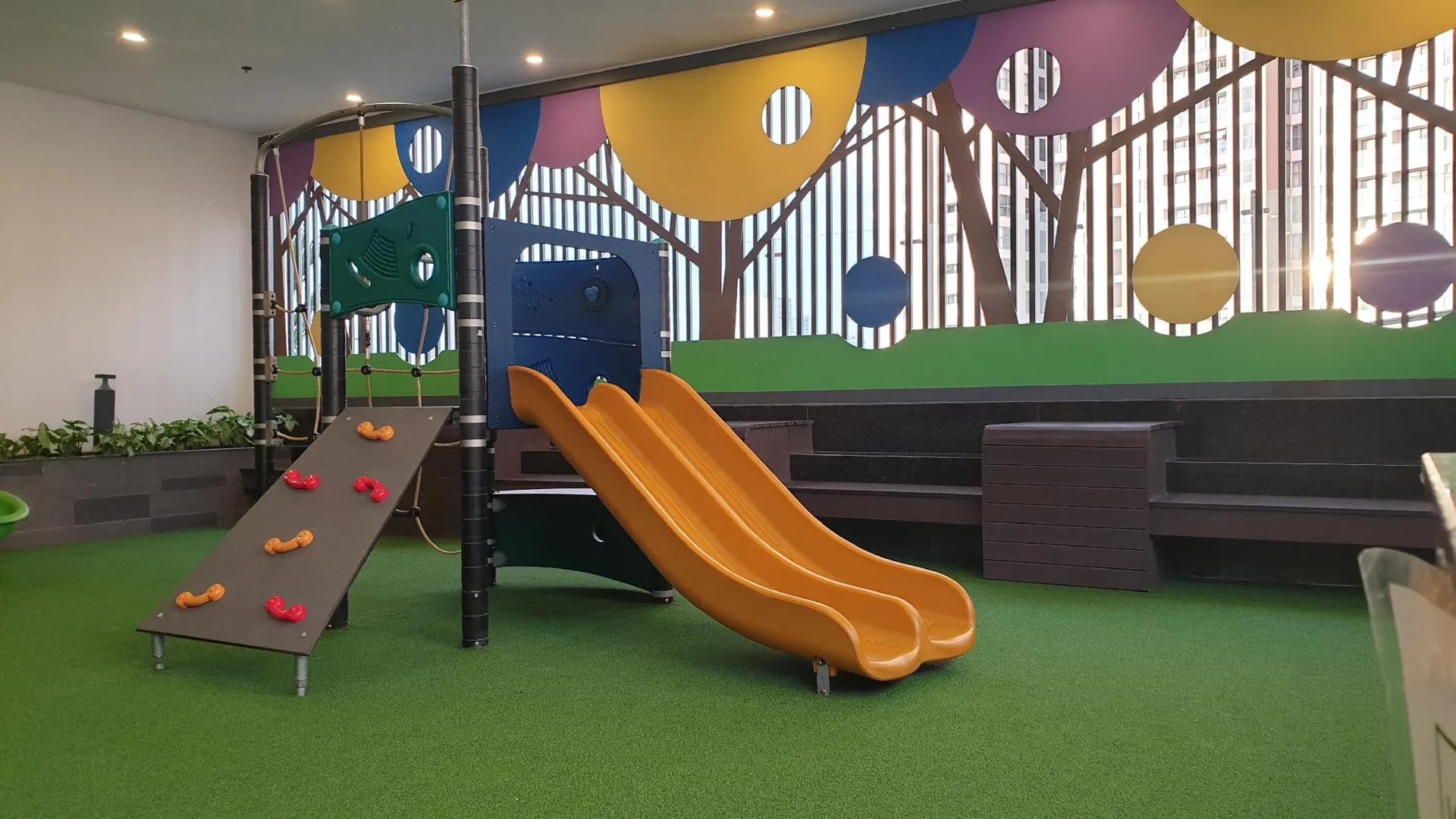 호치민 1군의 스튜디오 아파트먼트 (40m², 프라이빗 욕실 1개) 4성급 싱글룸 수영장