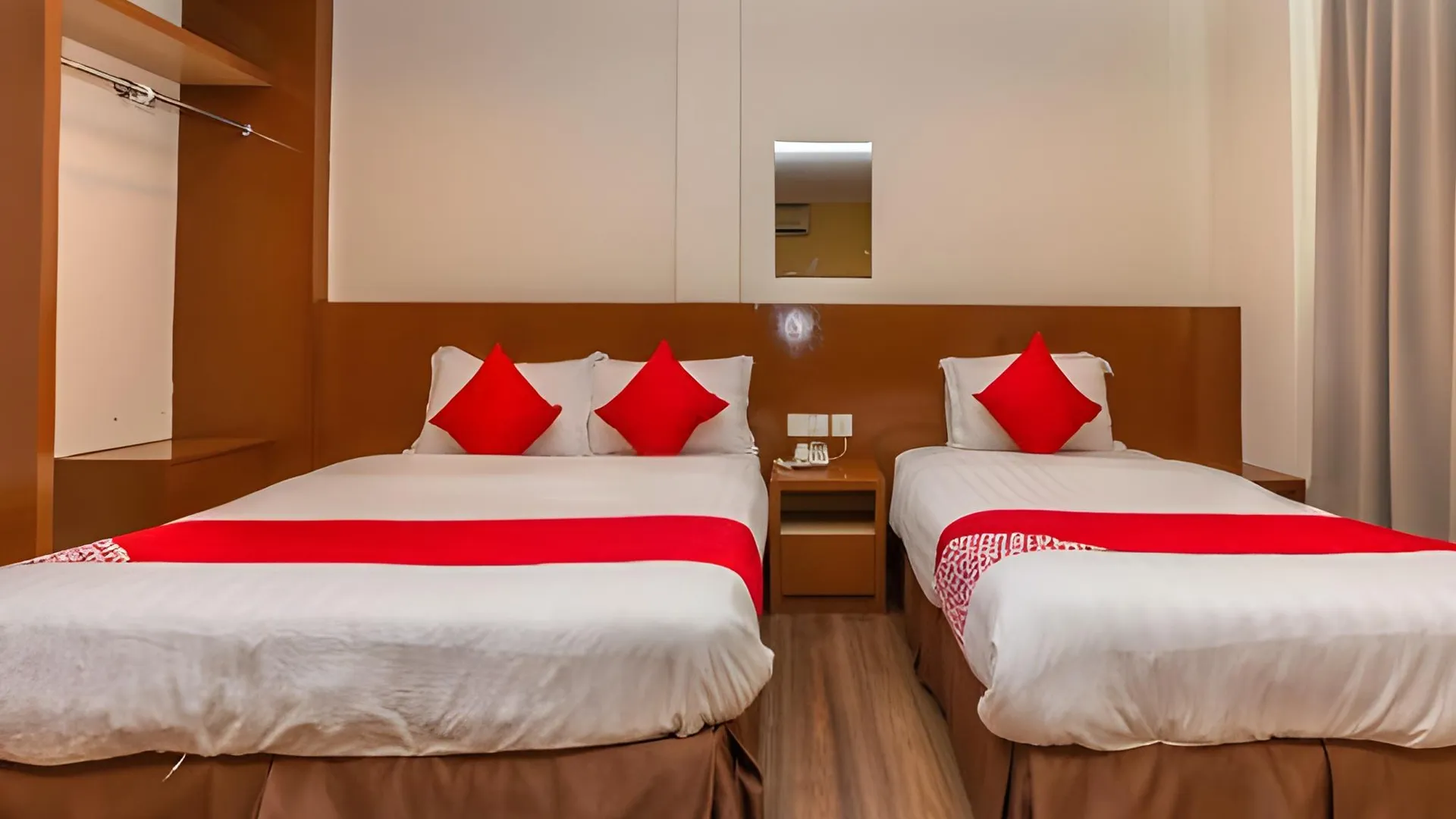 말라카 906 호텔 멜라카 라야 2성급 호텔 스위트룸