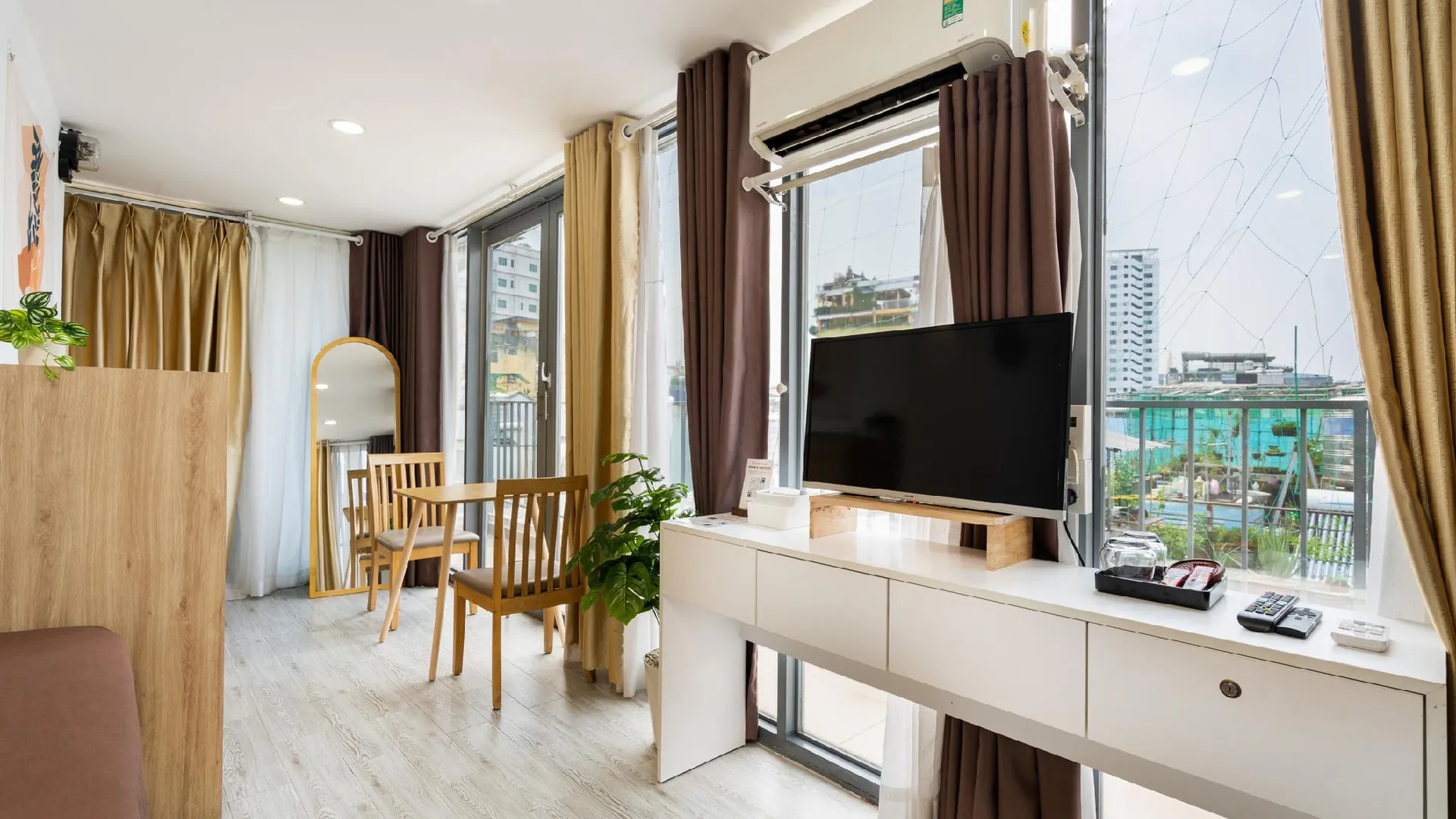 호치민 에코모 홈 102 - 센트럴 사이공 4성급 게스트하우스 스위트룸