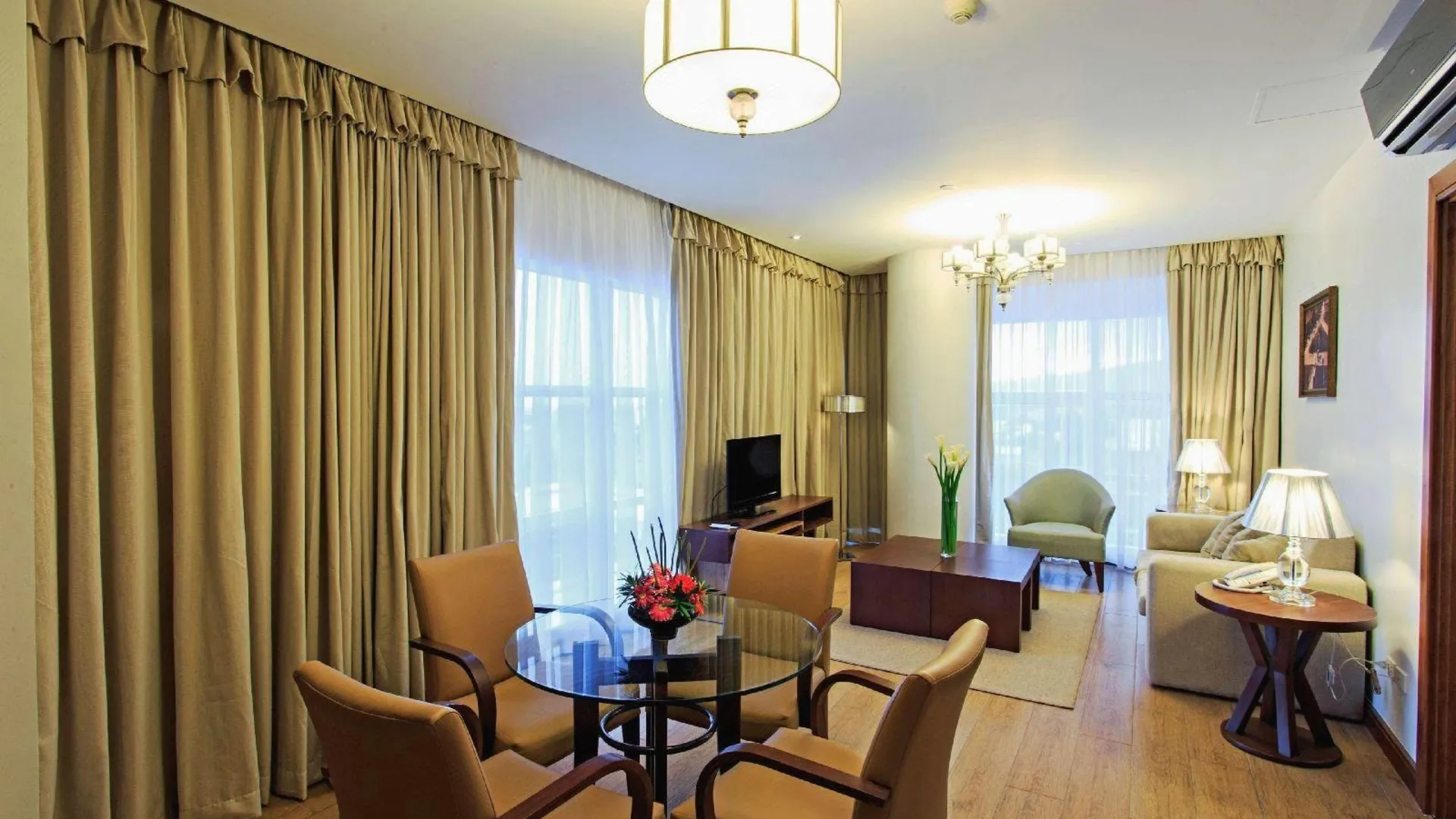 세부 렉스 호텔 세부 4성급 호텔 스위트룸