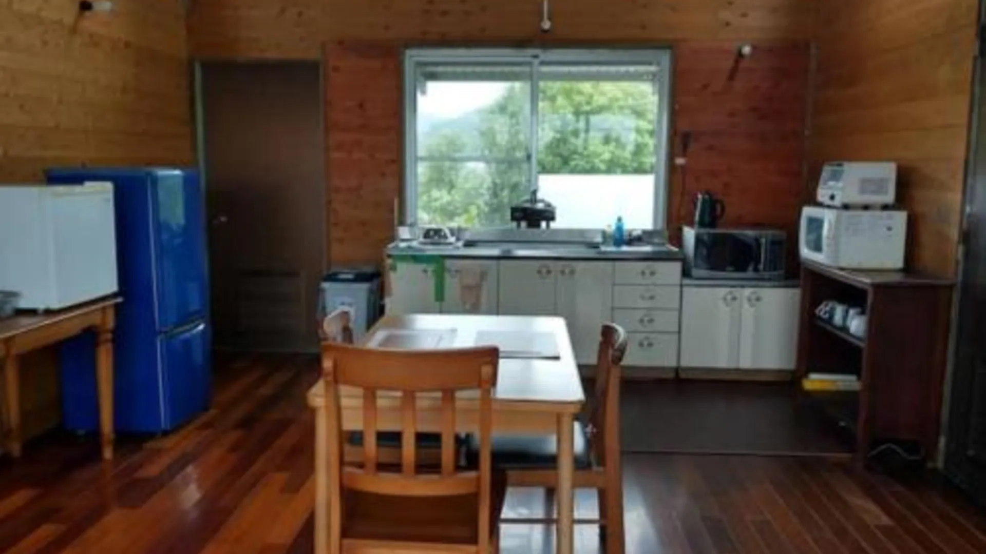 오키나와 본섬 yambaru guest house B - Vacation STAY 02756v 2성급 호텔 수영장