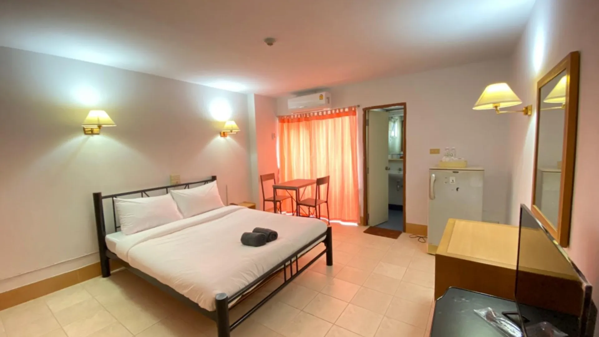 방콕 Daratorn Vibhavadi Standard  D 5 2성급 싱글룸 객실