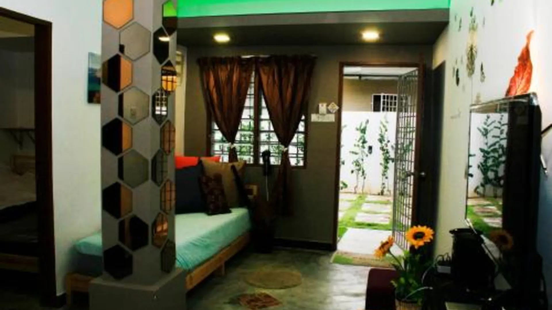 탄종 말림 (페락) 탄종 말림의 프라이빗 하우스 (1200m², 침실 2개, 프라이빗 욕실 1개) 3성급 게스트하우스 객실