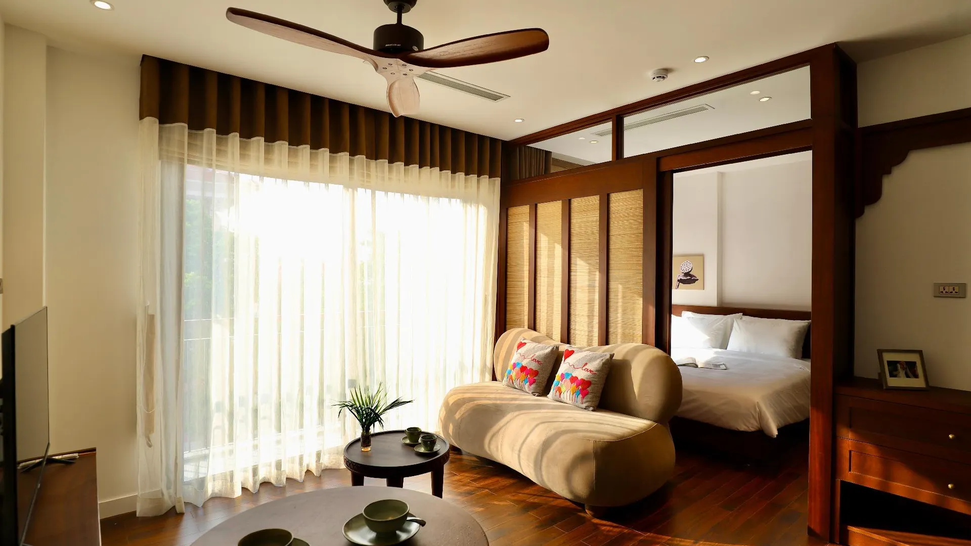 하노이 메종 냐 17 톤탓티엡 5성급 게스트하우스 스위트룸