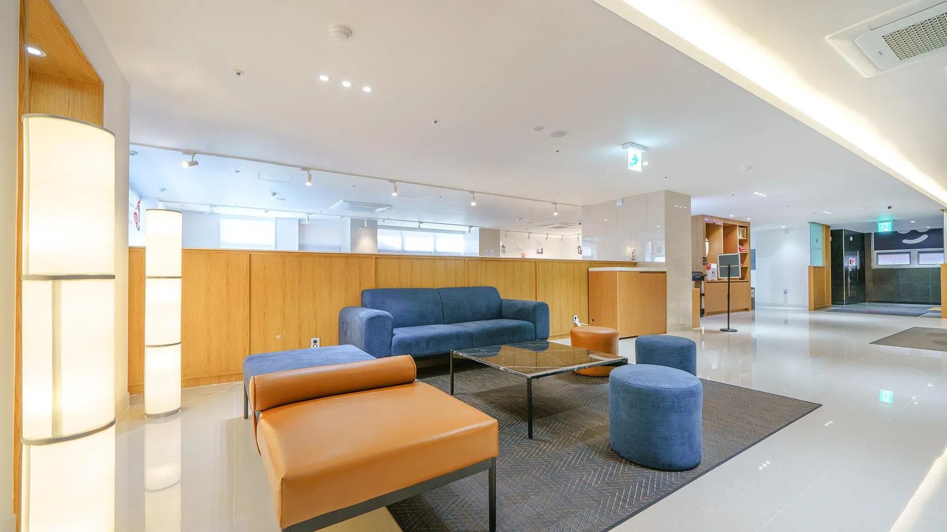 부산 케니스테이 부산 기장 3성급 호텔 로비