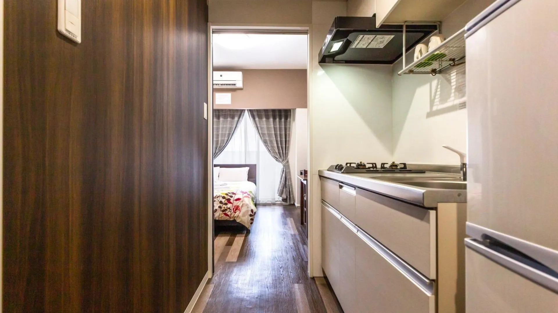 오키나와 본섬 미스터긴조 인 마에하라 2성급 호텔 로비