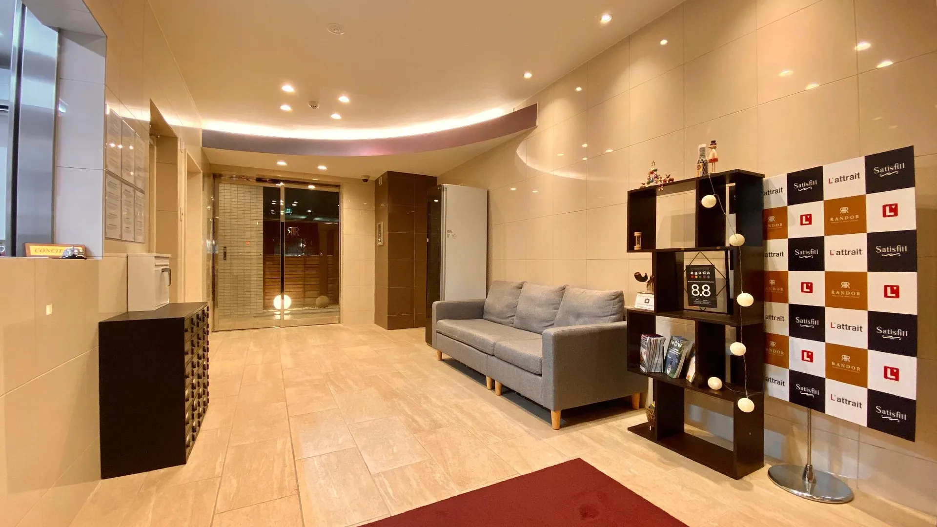 후쿠오카 란도르 레지덴셜 호텔 후쿠오카 2성급 호텔 수영장