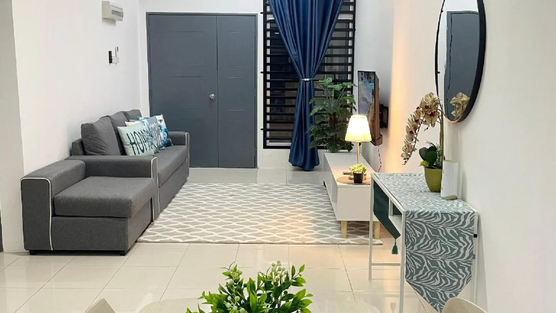 말라카 자신의 프라이빗 하우스 (1200m², 침실 3개, 프라이빗 욕실 2개) 2성급 싱글룸 스위트룸