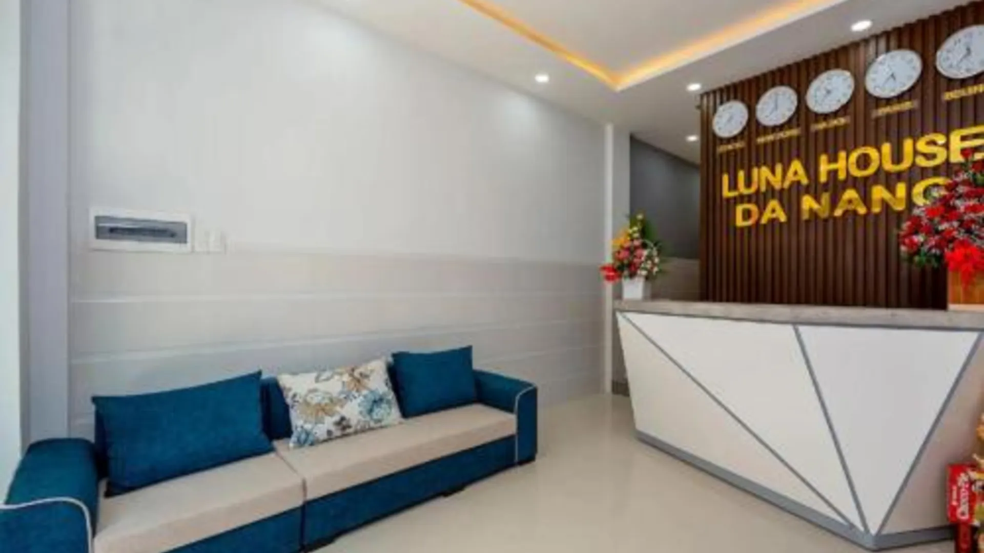 다낭 루나 하우스 4성급 게스트하우스 로비