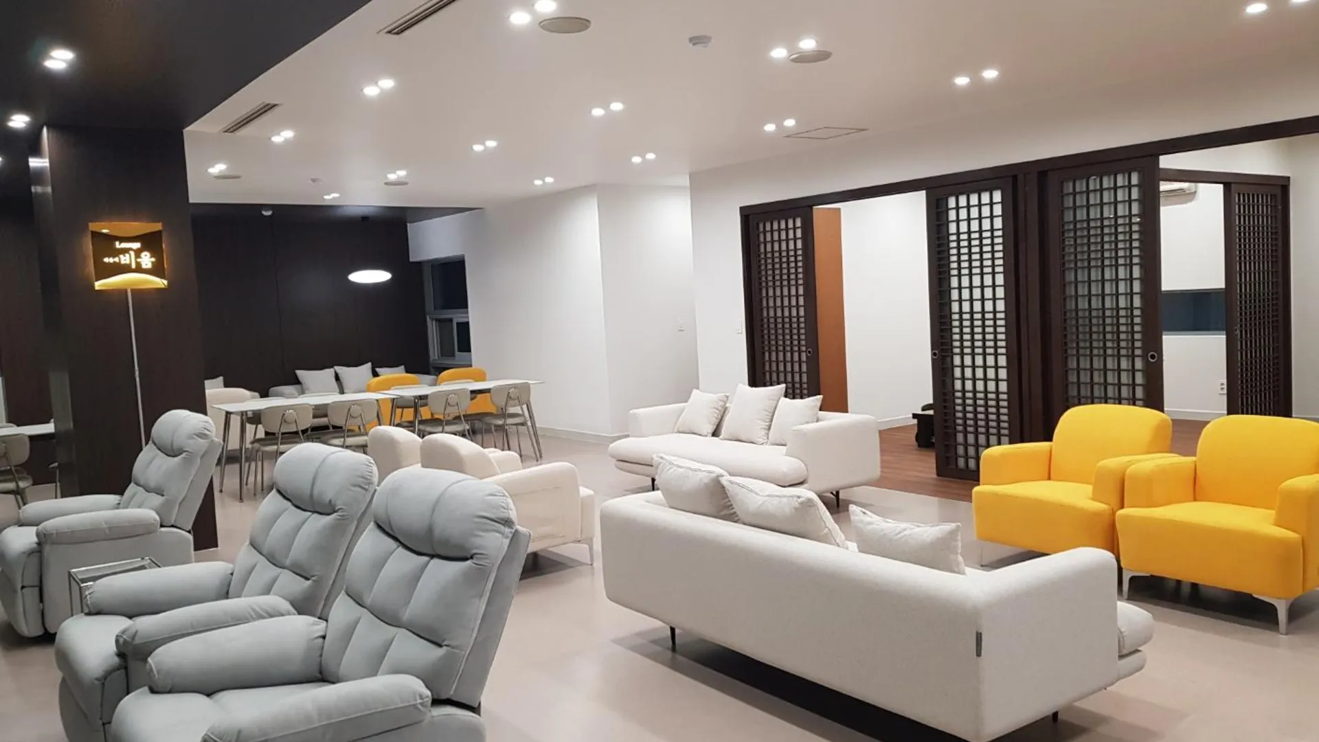 인제 만해 마을 1성급 호텔 객실