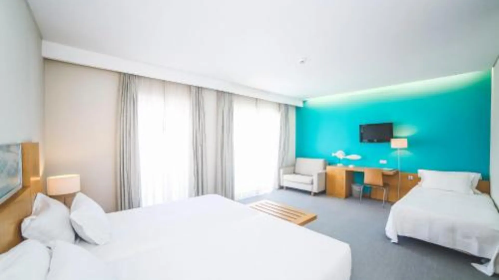 나자레 Hotel Praia 4성급 호텔 스위트룸