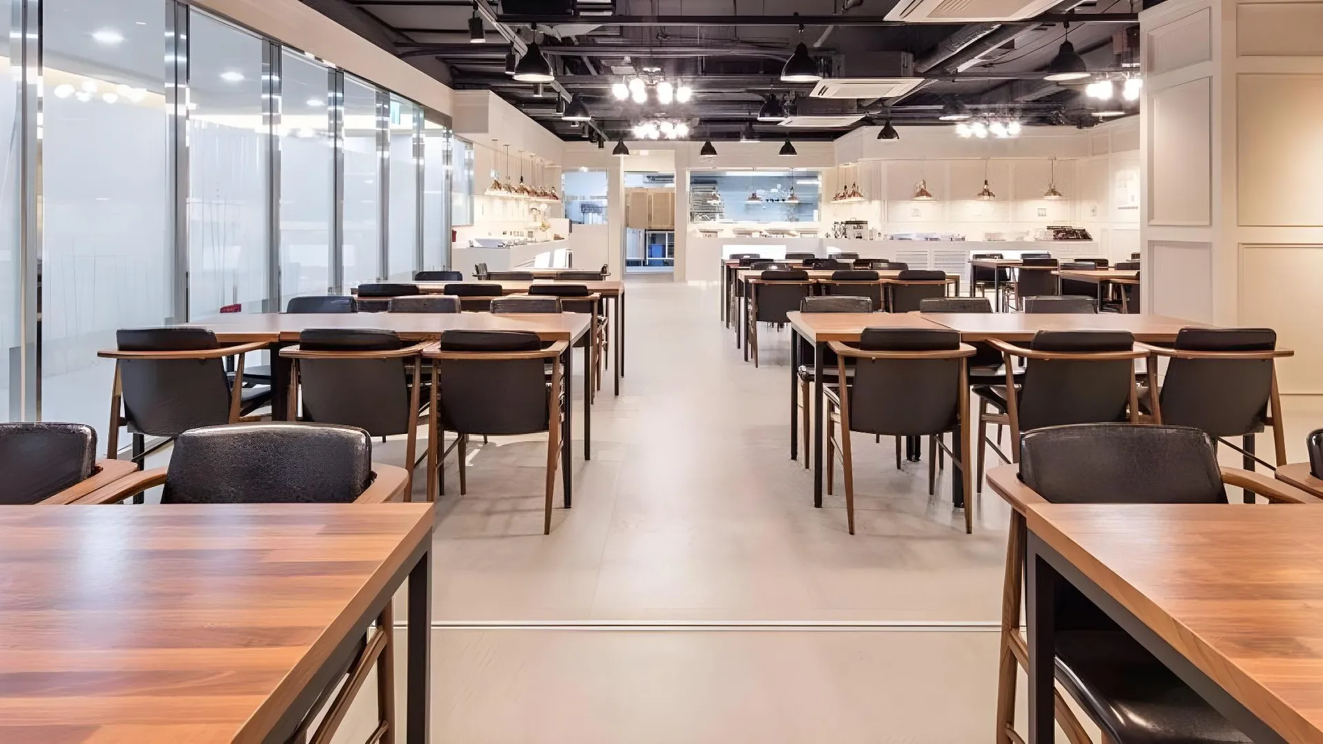 서울 더 퍼스트 스테이 호텔 4성급 호텔 수영장