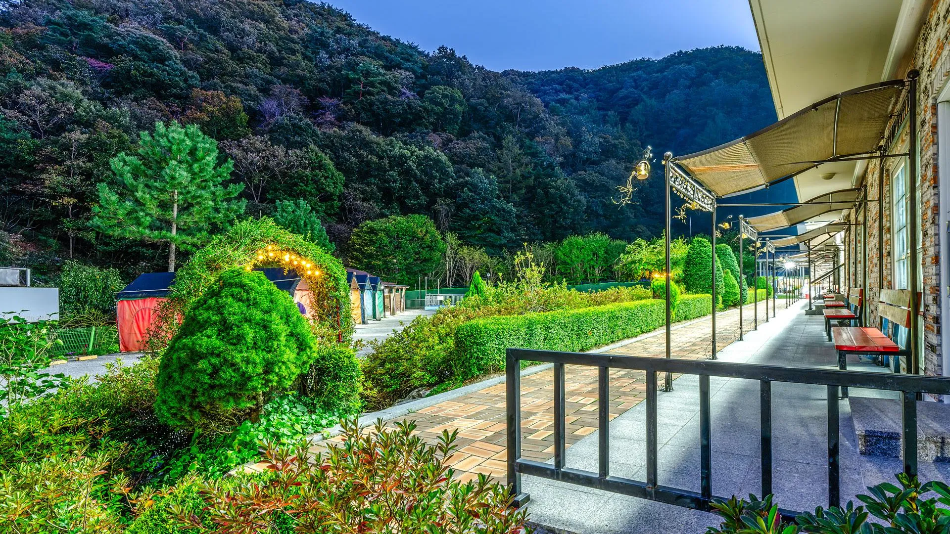 계룡시 대전 파파지붕&마마펜션 2성급 게스트하우스 전망