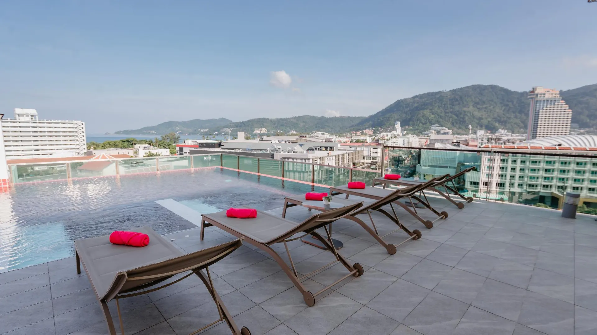 푸켓 슬립 위드 미 호텔 디자인 호텔 앳 파통 4성급 호텔 수영장