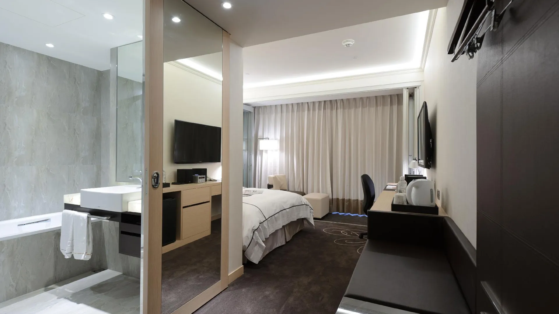 타이베이 K 호텔 타이베이 쑹장 4성급 호텔 스위트룸