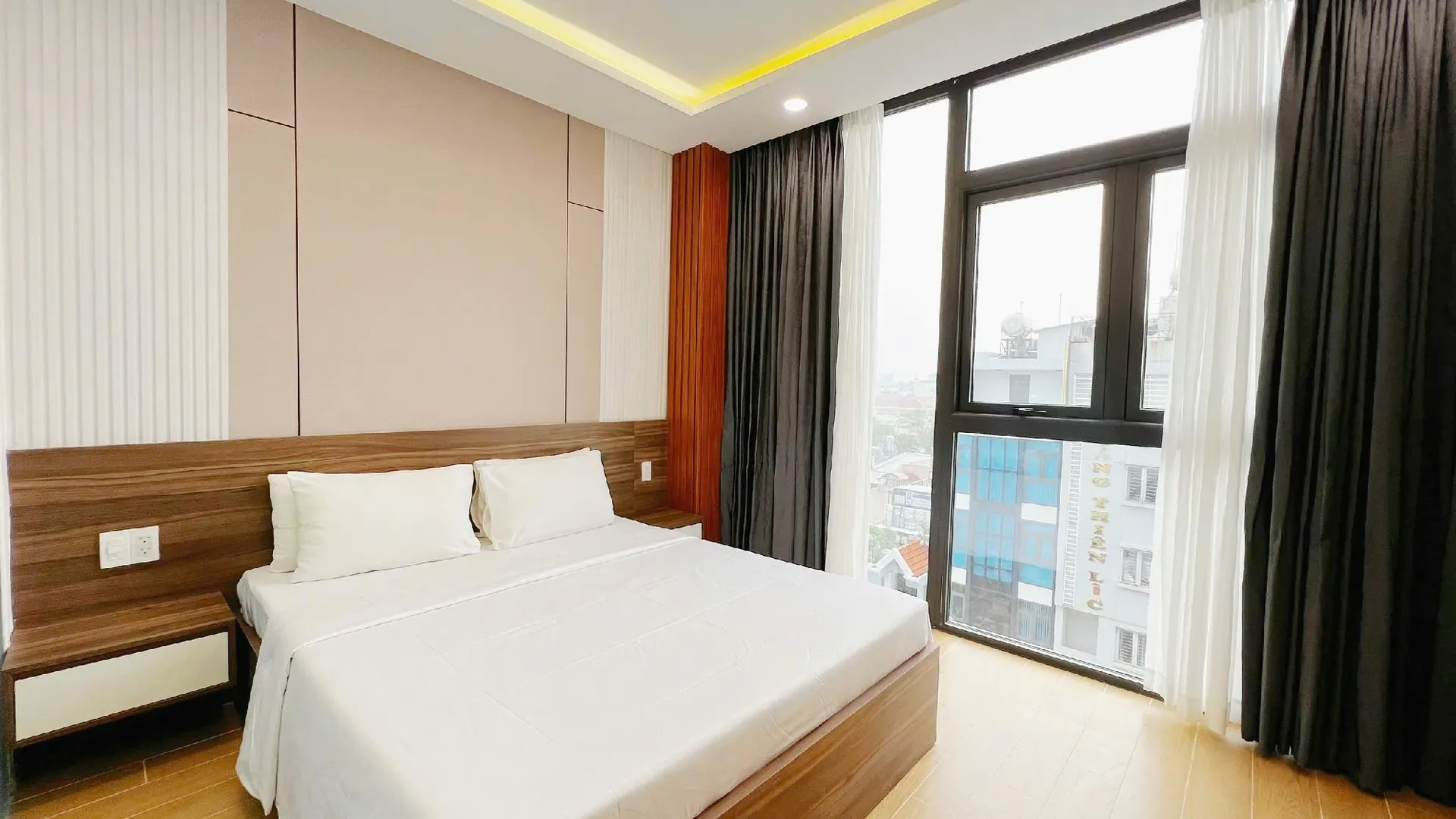 호치민 K&T 호텔 산 바이 TSN-150m 투 냐 가 T3 3성급 호텔 전망