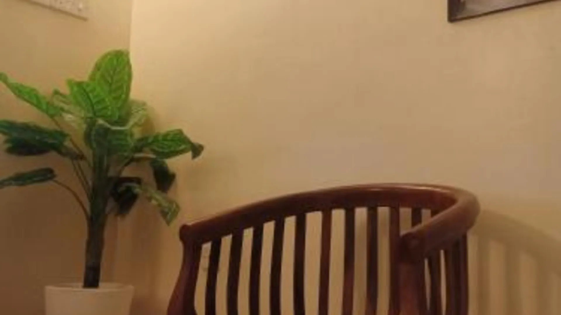 세리 만중 세리 만중의 프라이빗 하우스 (1400m², 침실 4개, 프라이빗 욕실 2개) 3성급 게스트하우스 전망