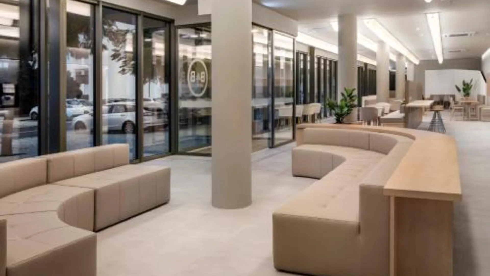 오에이라스 B&B HOTEL Lisboa Oeiras 3성급 호텔 외관