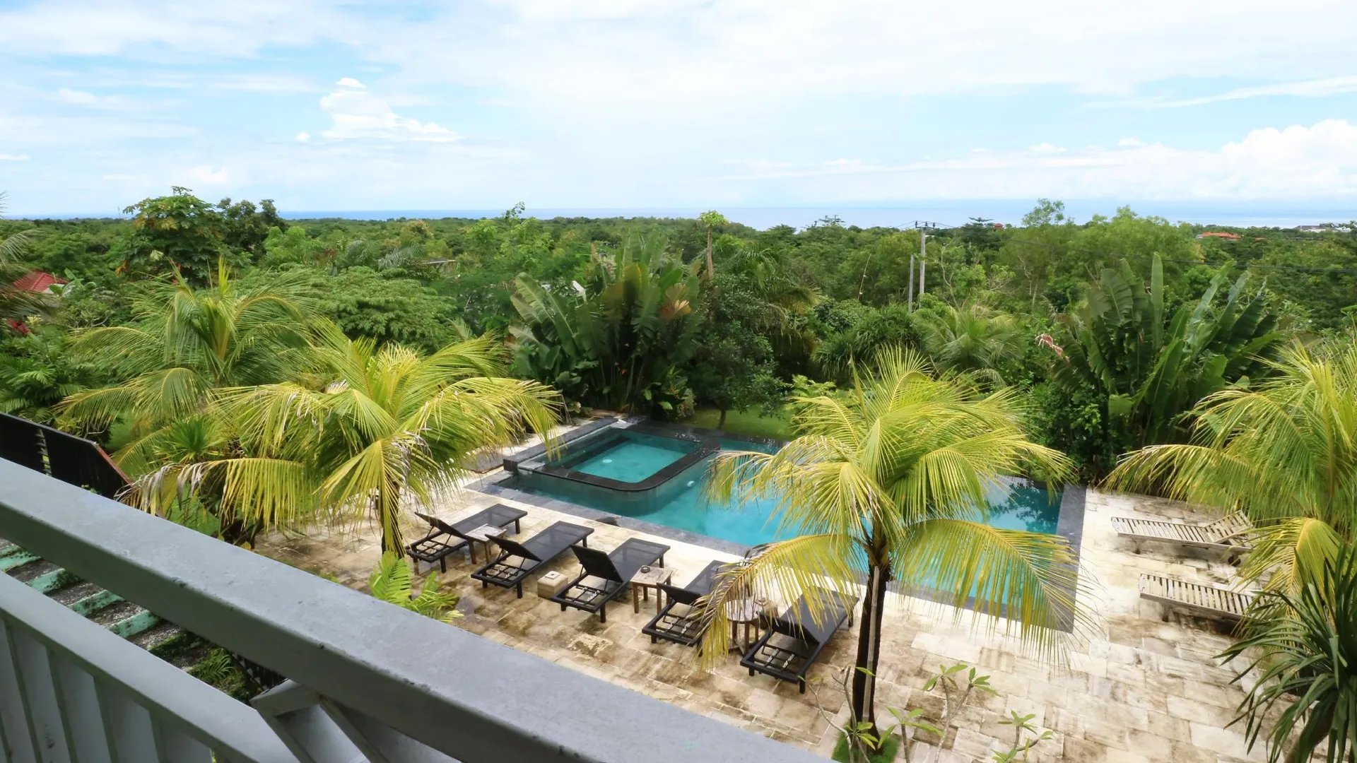 발리 아조나 그린 1성급 호텔 로비