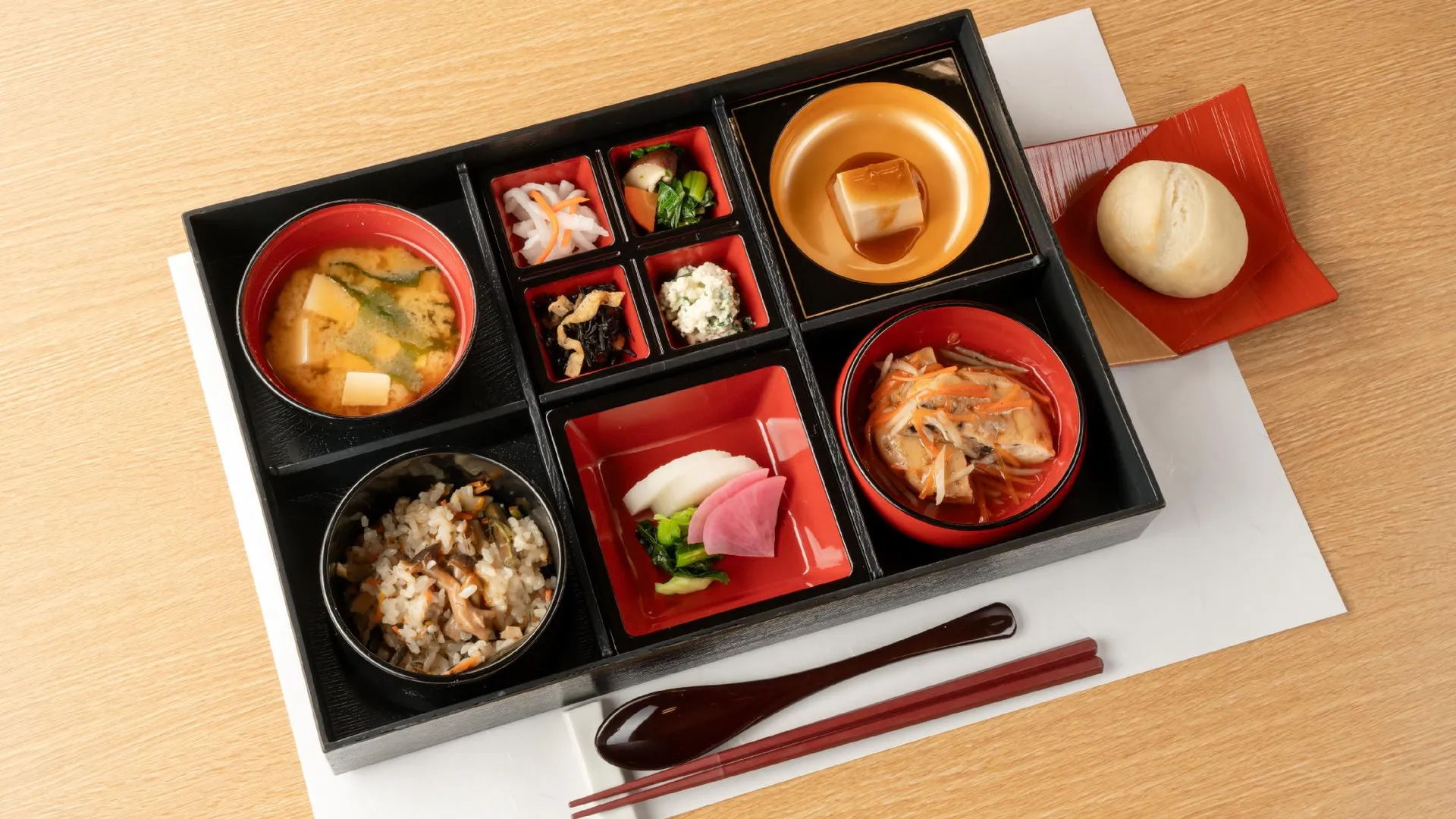 오사카 와쿠 시타데라마치 3성급 호텔 객실