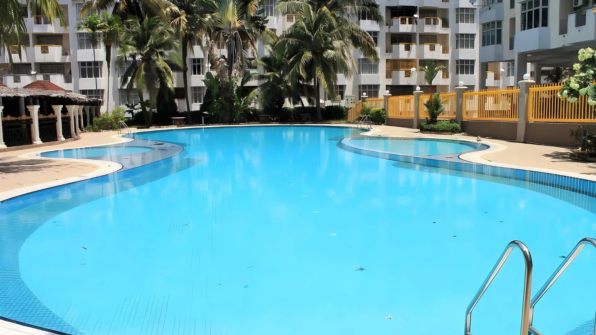 포트 딕슨 시 루사의 아파트먼트 (1333m², 침실 3개, 프라이빗 욕실 2개) 3성급 싱글룸 로비