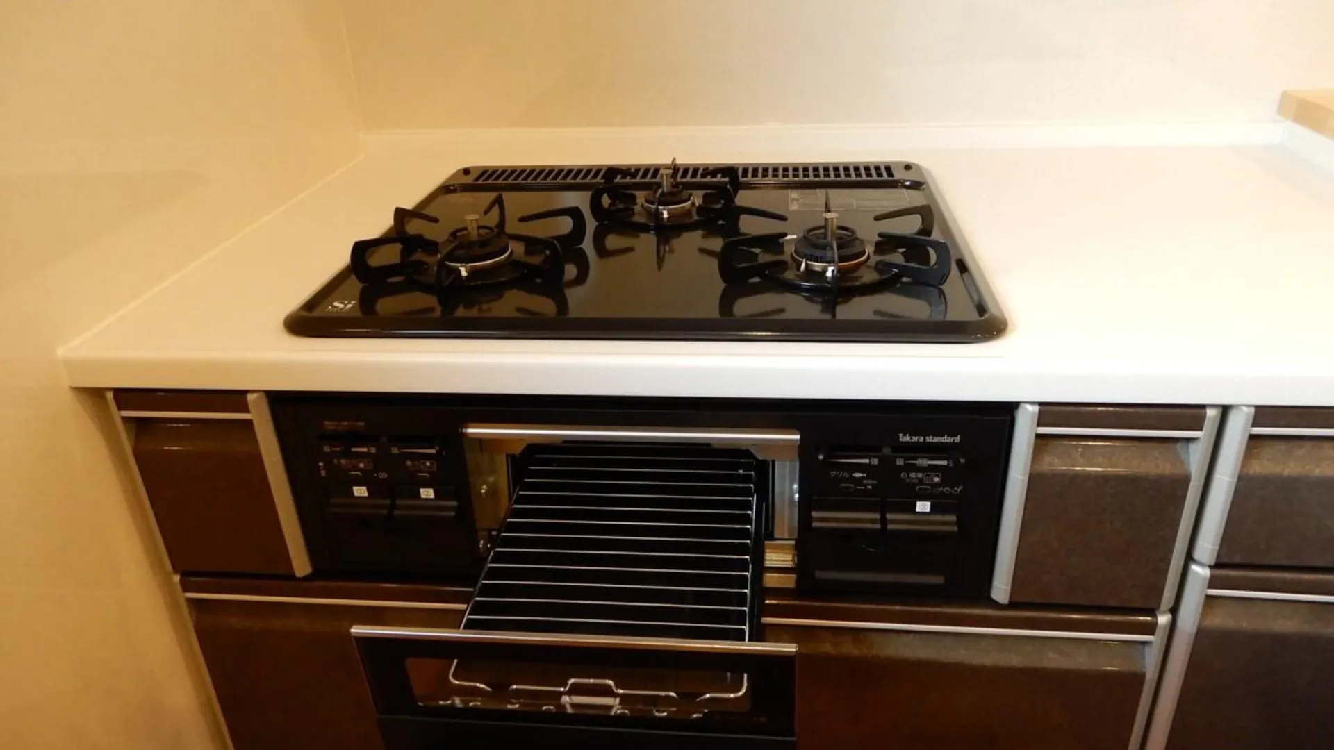 오키나와 본섬 우루마의 프라이빗 하우스 (66m², 침실 2개, 프라이빗 욕실 1개) 4성급 게스트하우스 객실