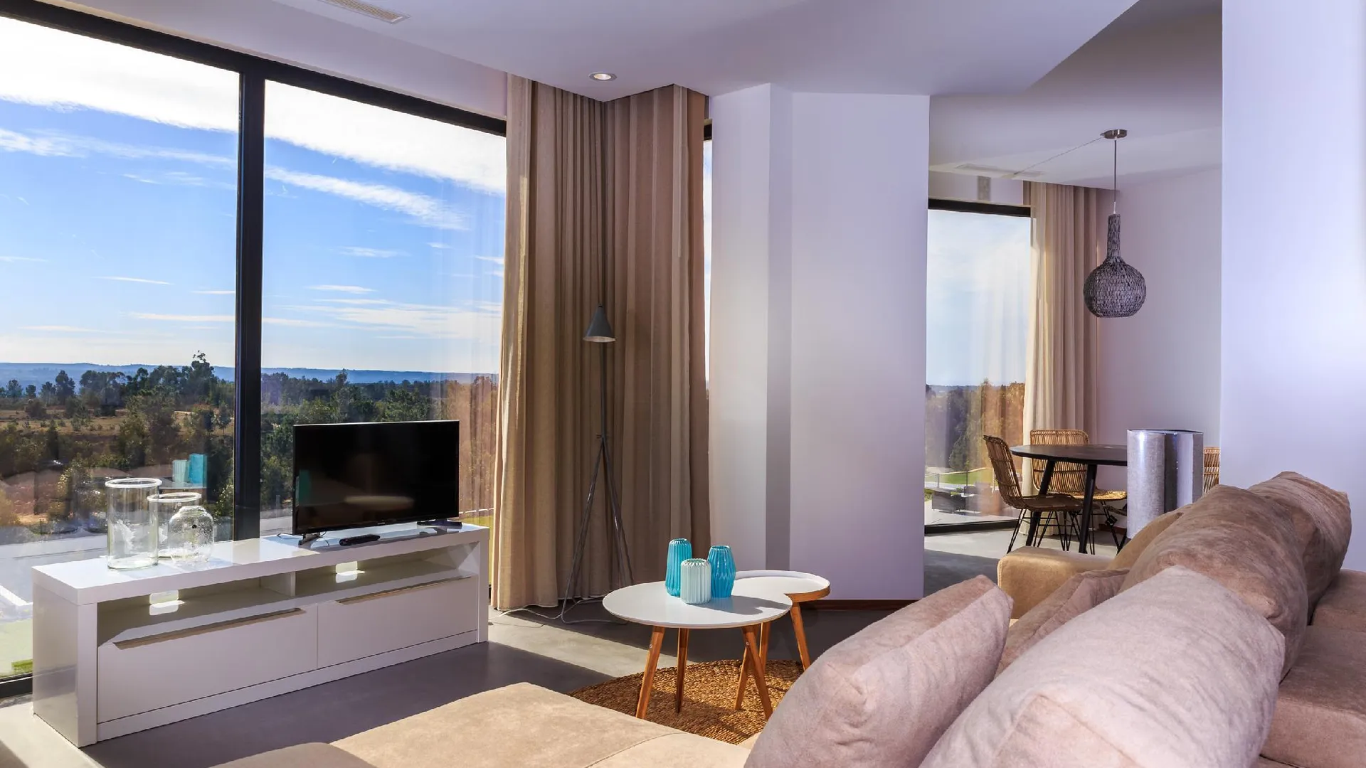 사오 테오토니오 에니그마 네이처 앤 워터 호텔 4성급 호텔 스위트룸