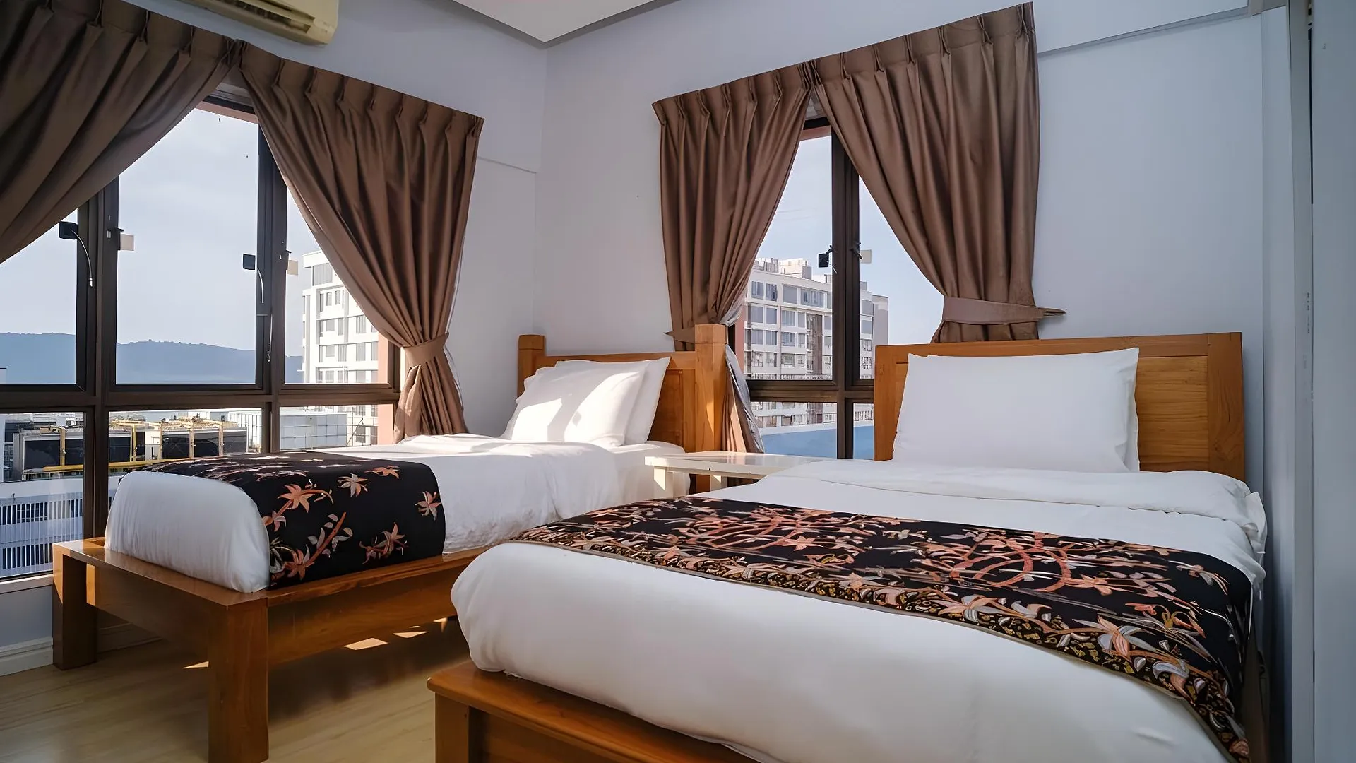 코타키나발루 시티 센터의 아파트먼트 (1200m², 침실 3개, 프라이빗 욕실 3개) 3성급 싱글룸 스위트룸