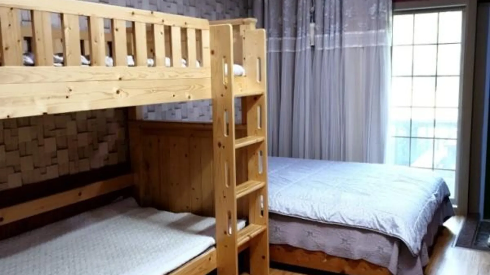 통영 통영 타샤의정원펜션 2성급 게스트하우스 스위트룸