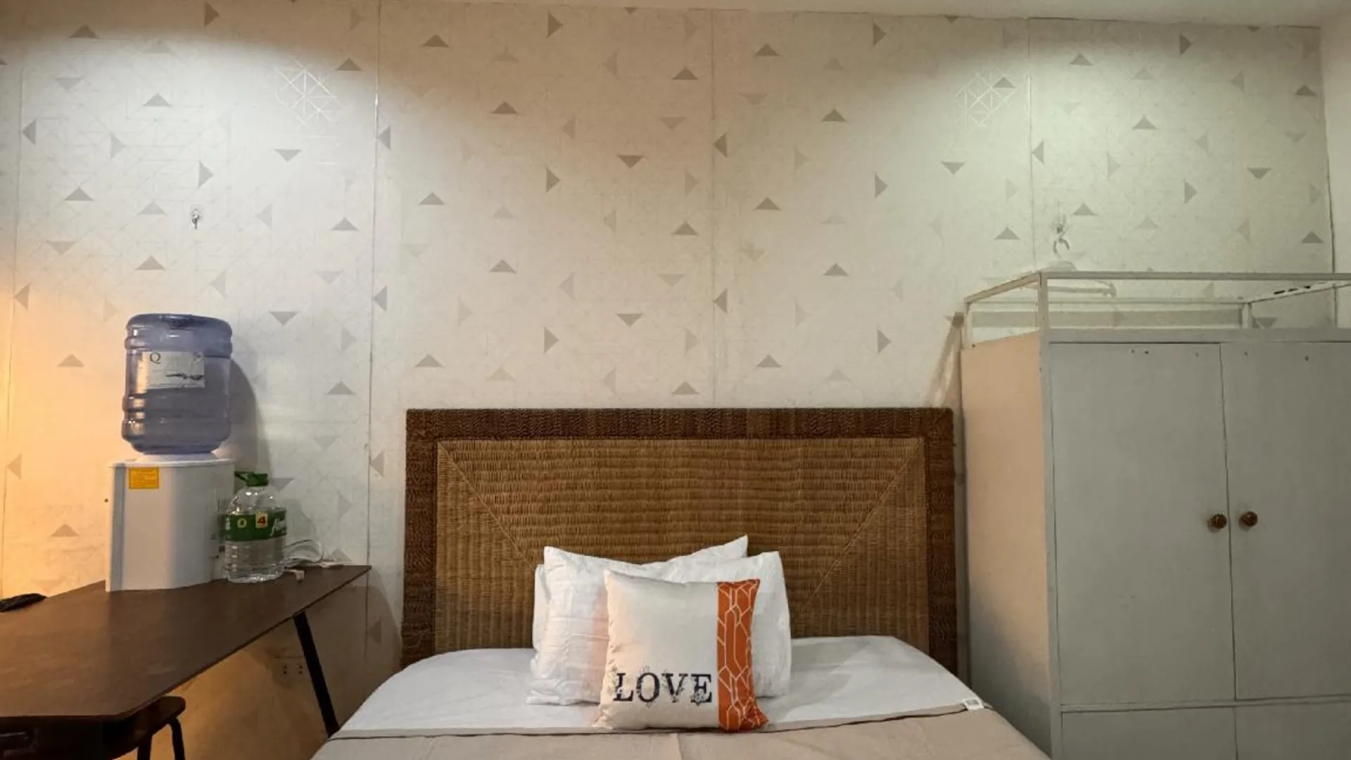 세부 푸엔테 오스메나의 아파트먼트 (m², 침실 1개, 프라이빗 욕실 1개) 2성급 싱글룸 스위트룸