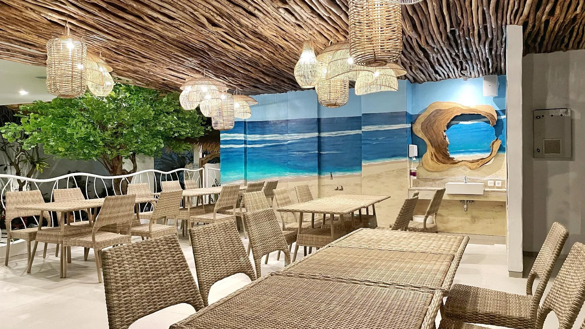 발리 카이야라 짐바란 발리 호텔 3성급 호텔 외관