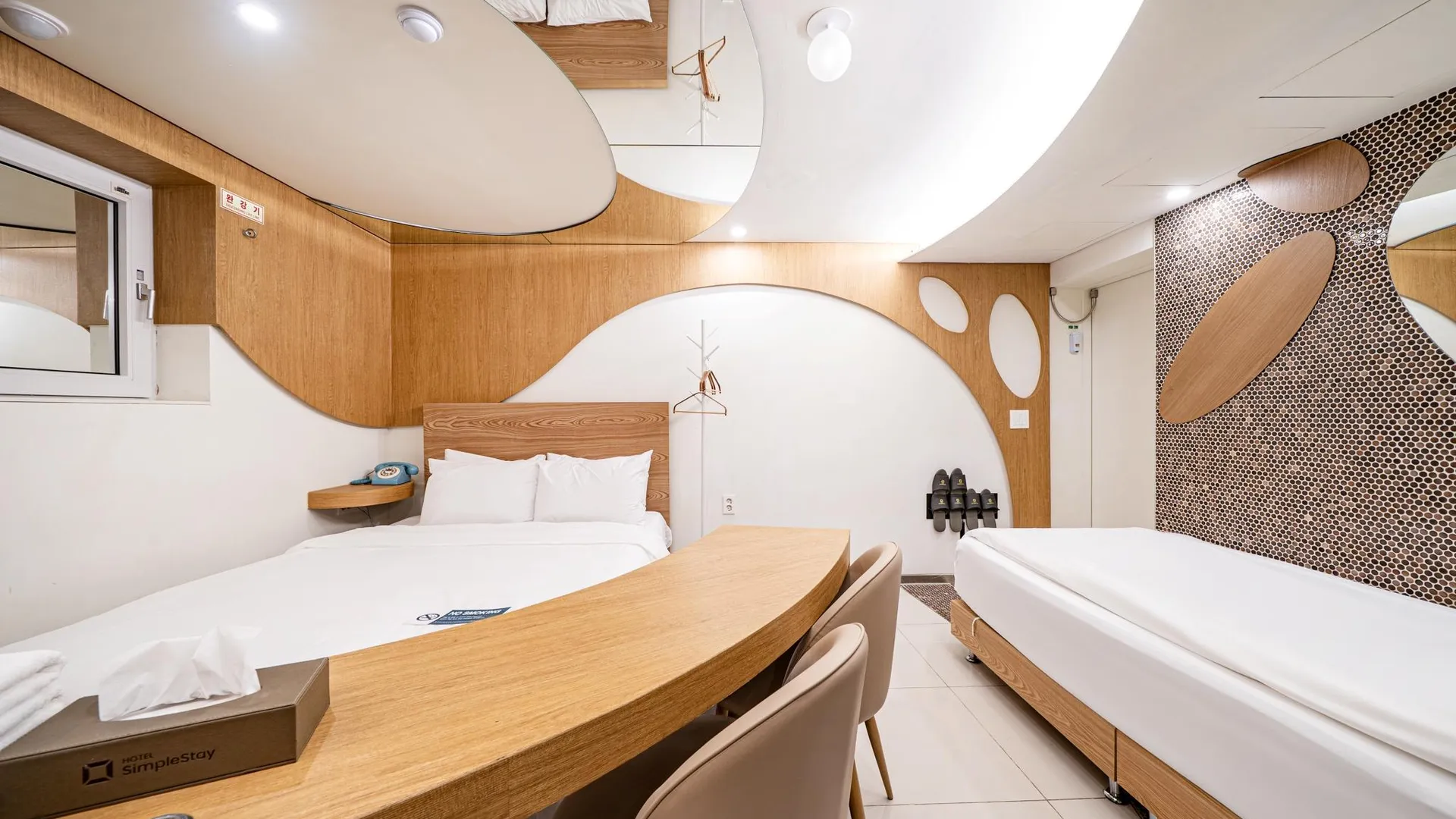 서울 심플스테이 종로 호텔 객실