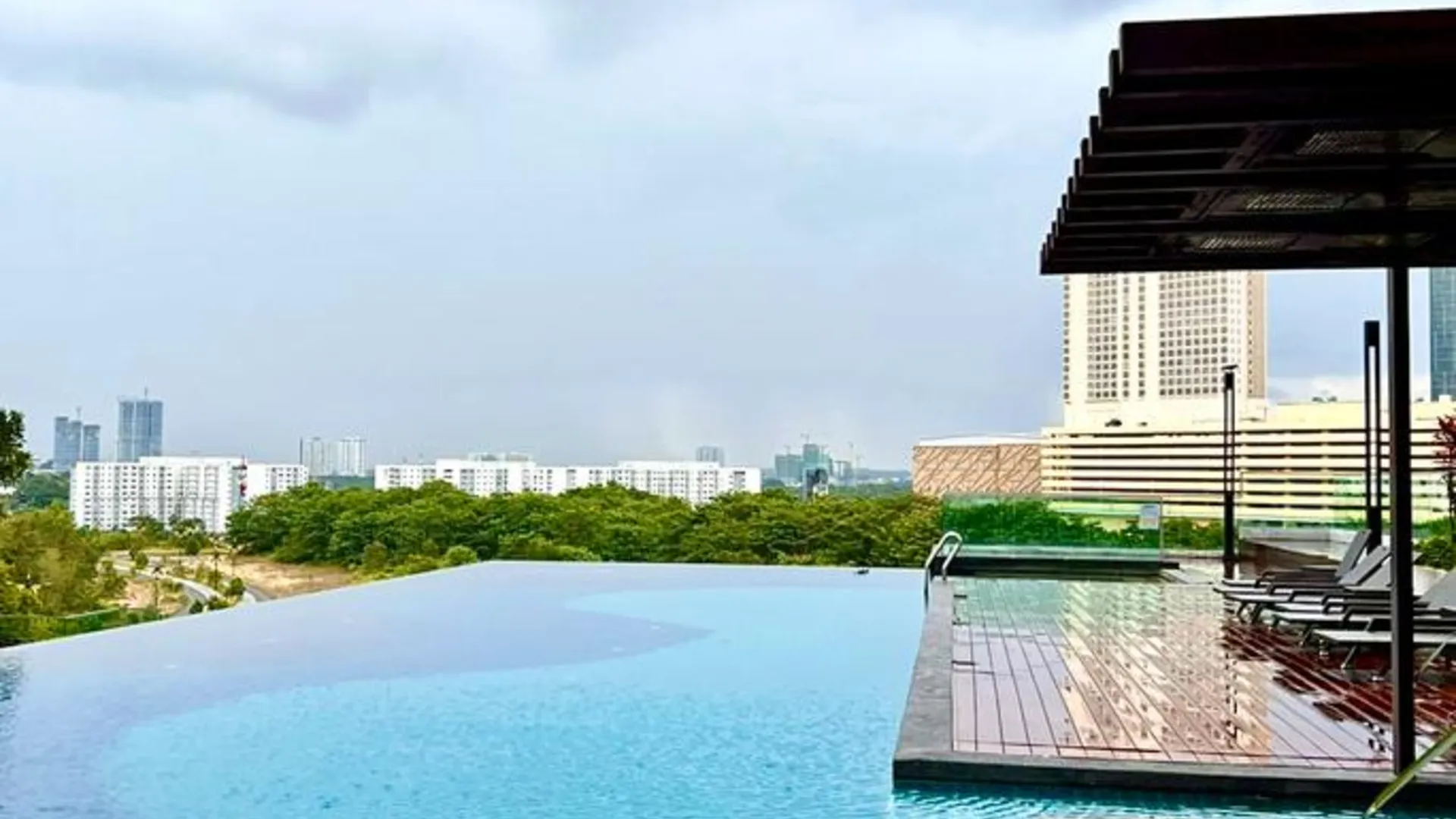 조호바루 / 조호르바루 Wooden Sand MosaicSouthkey 3BR w bathtub Midvalley 3성급 호텔 레스토랑