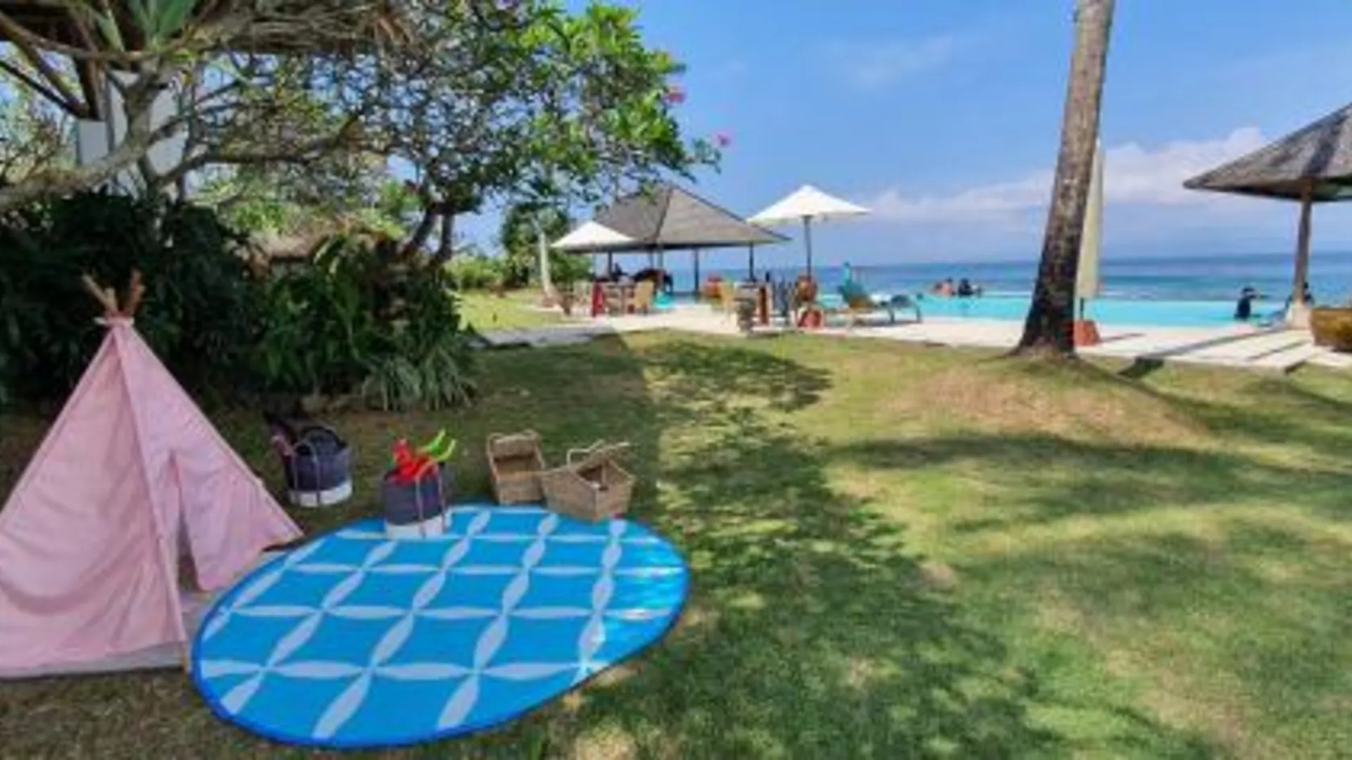 발리 로터스 방갈로 5성급 게스트하우스 레스토랑