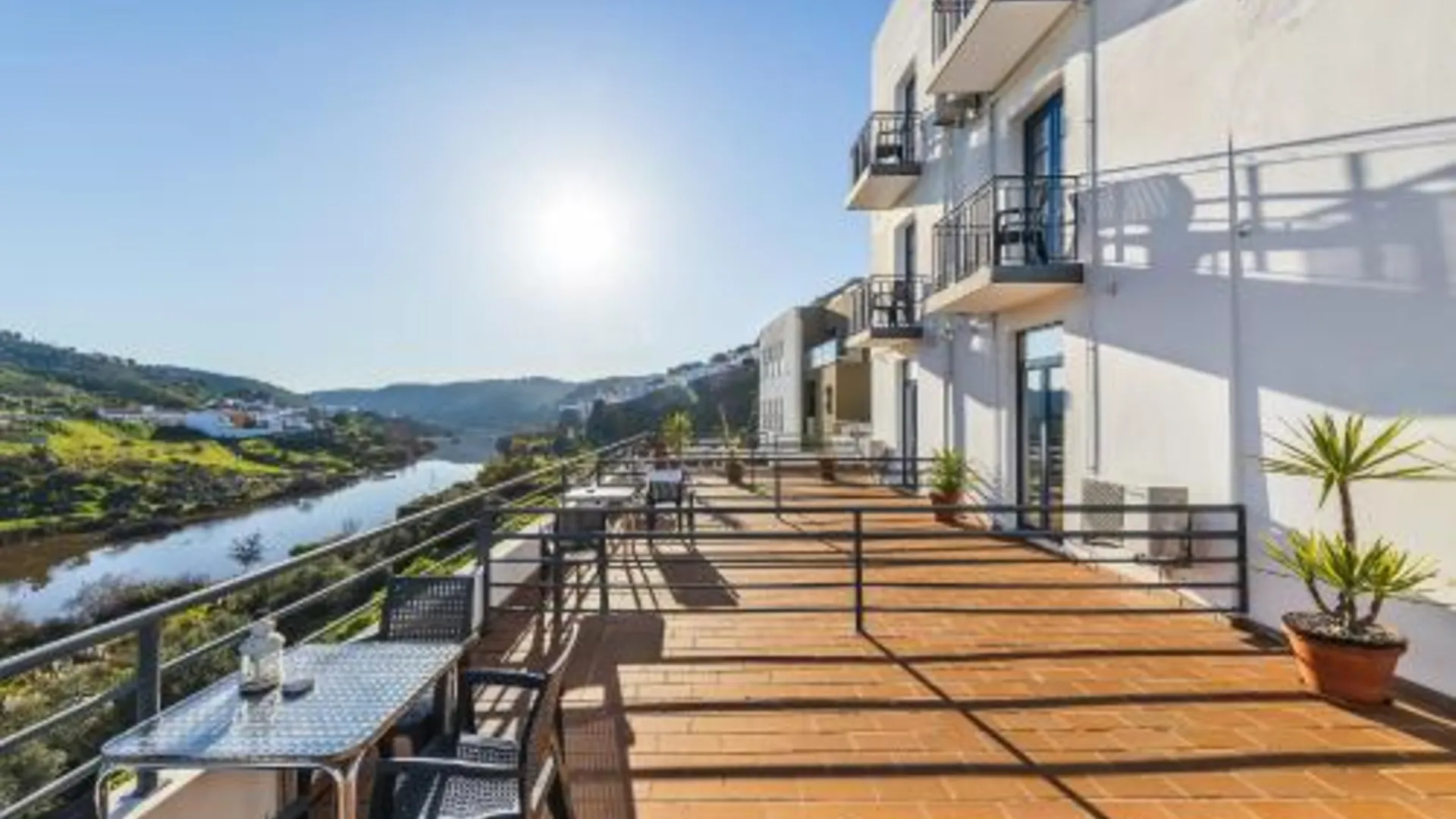 메르톨라 베이라 리우 호텔 3성급 호텔 스위트룸