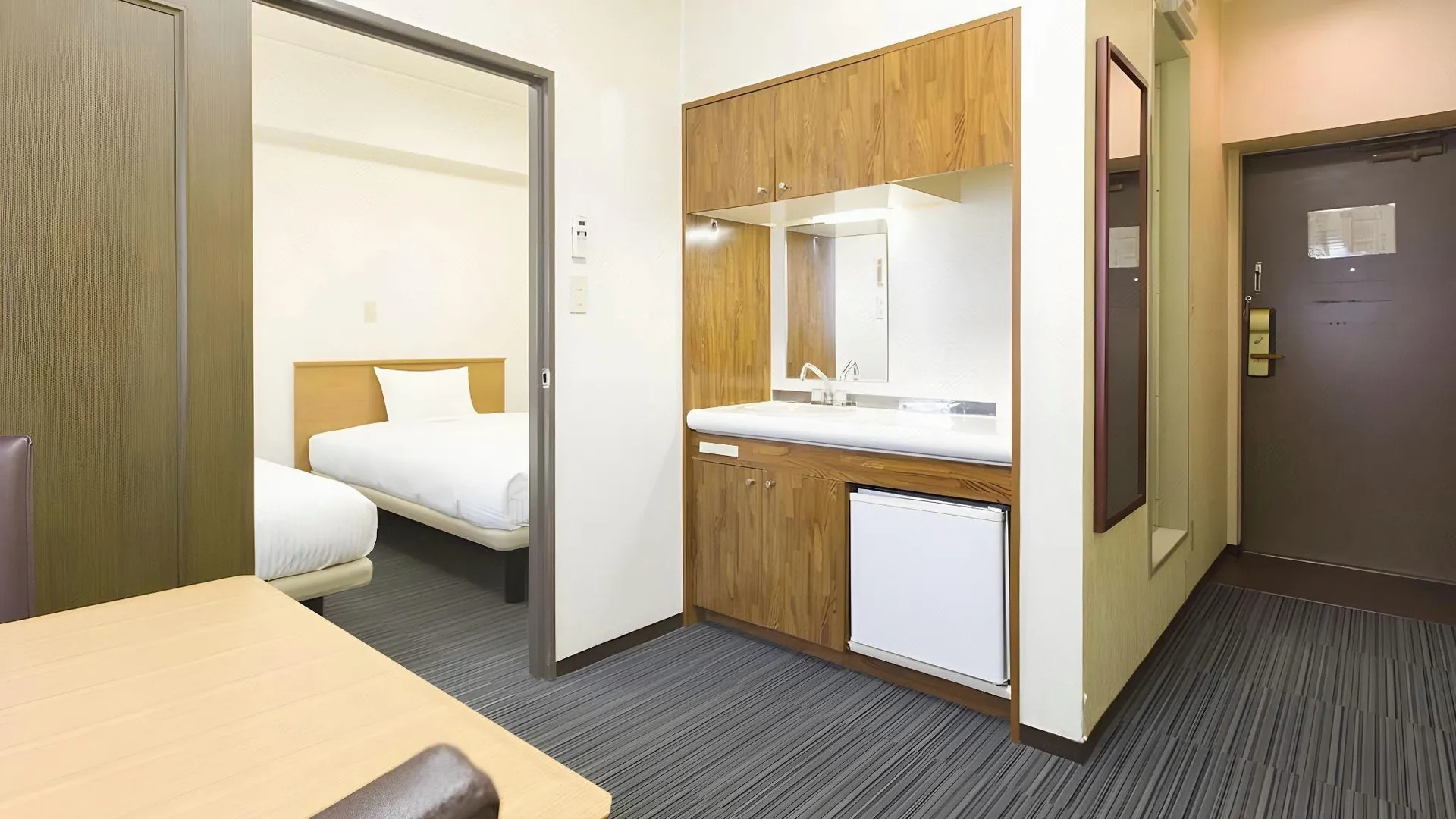 도쿄 / 동경 플렉스스테이 인 토키와다이 2성급 호텔 스위트룸